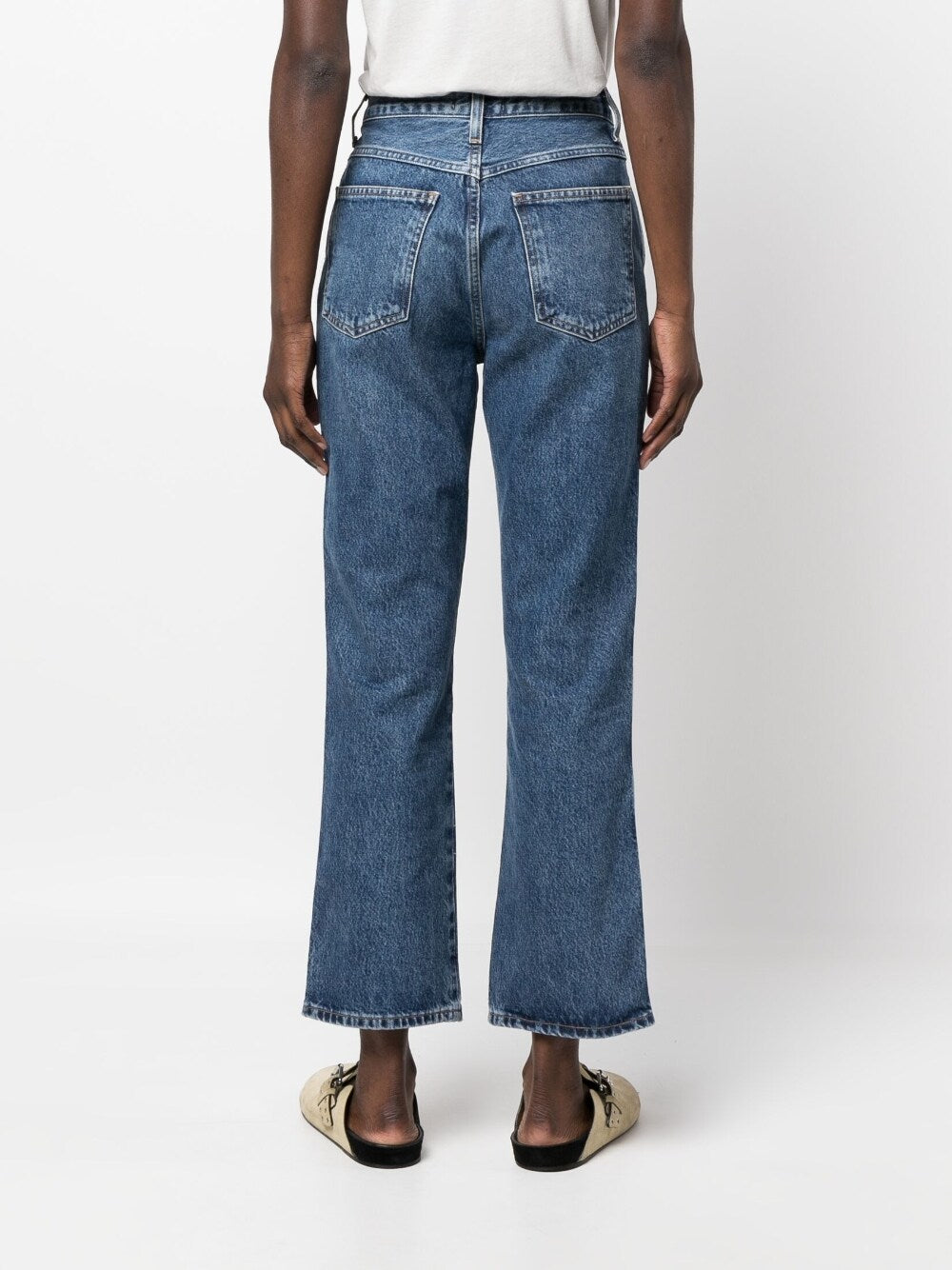 pinch waist in sphere