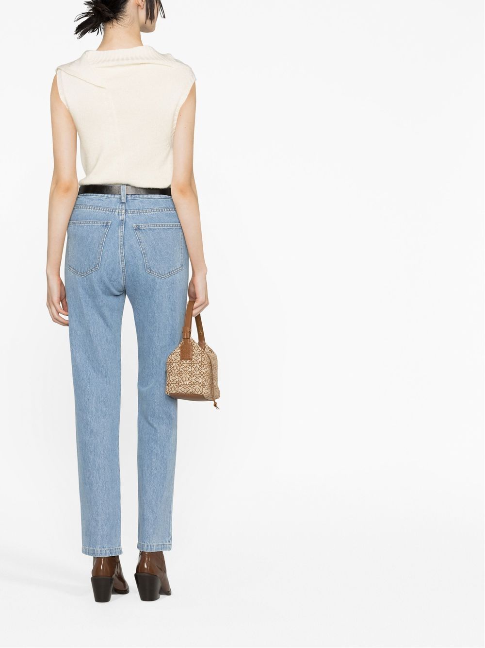 Straight leg trousers with five pockets