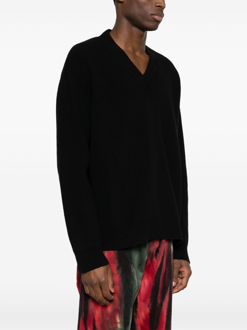 VENEZIA V-NECK SWEATER