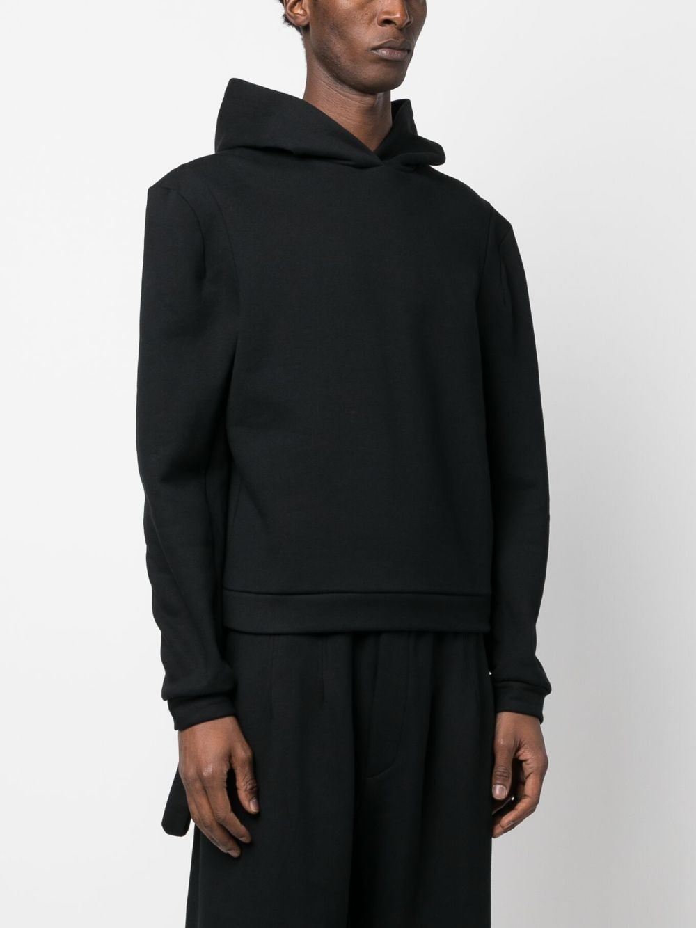 CONSTRUCTED SHOULDER HOODY