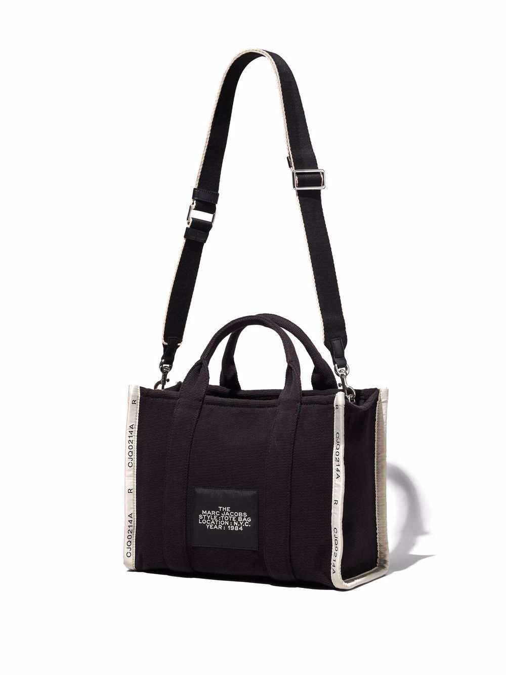 THE MEDIUM TOTE