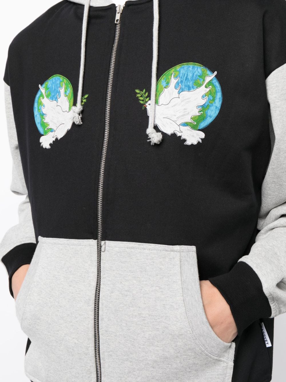 DOVE PEACE ZIPPED HOODIE KNIT