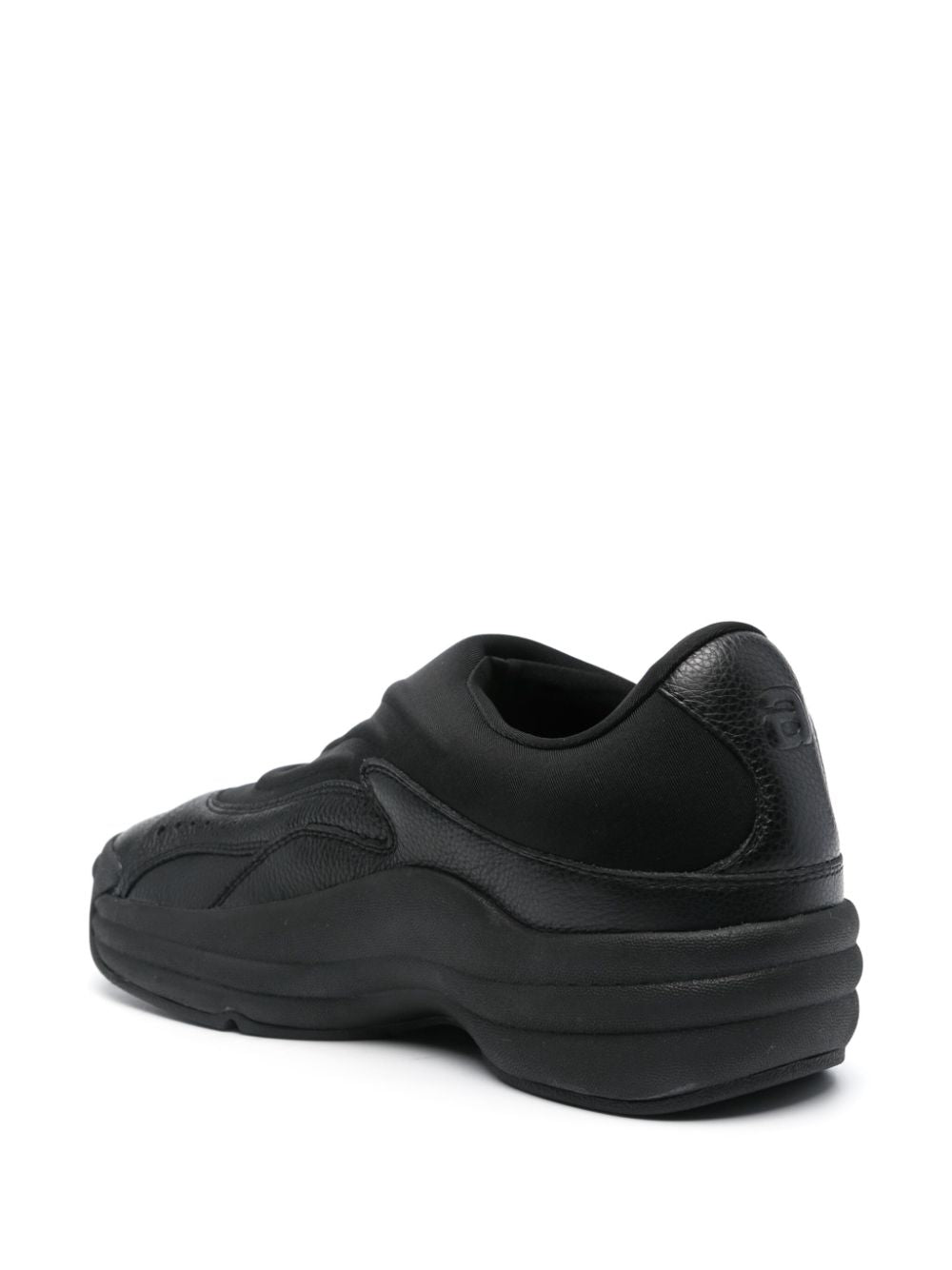 AW HOOP SLIPON SNEAKER