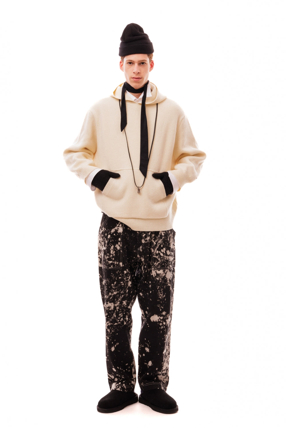 HOODIE SWEATER