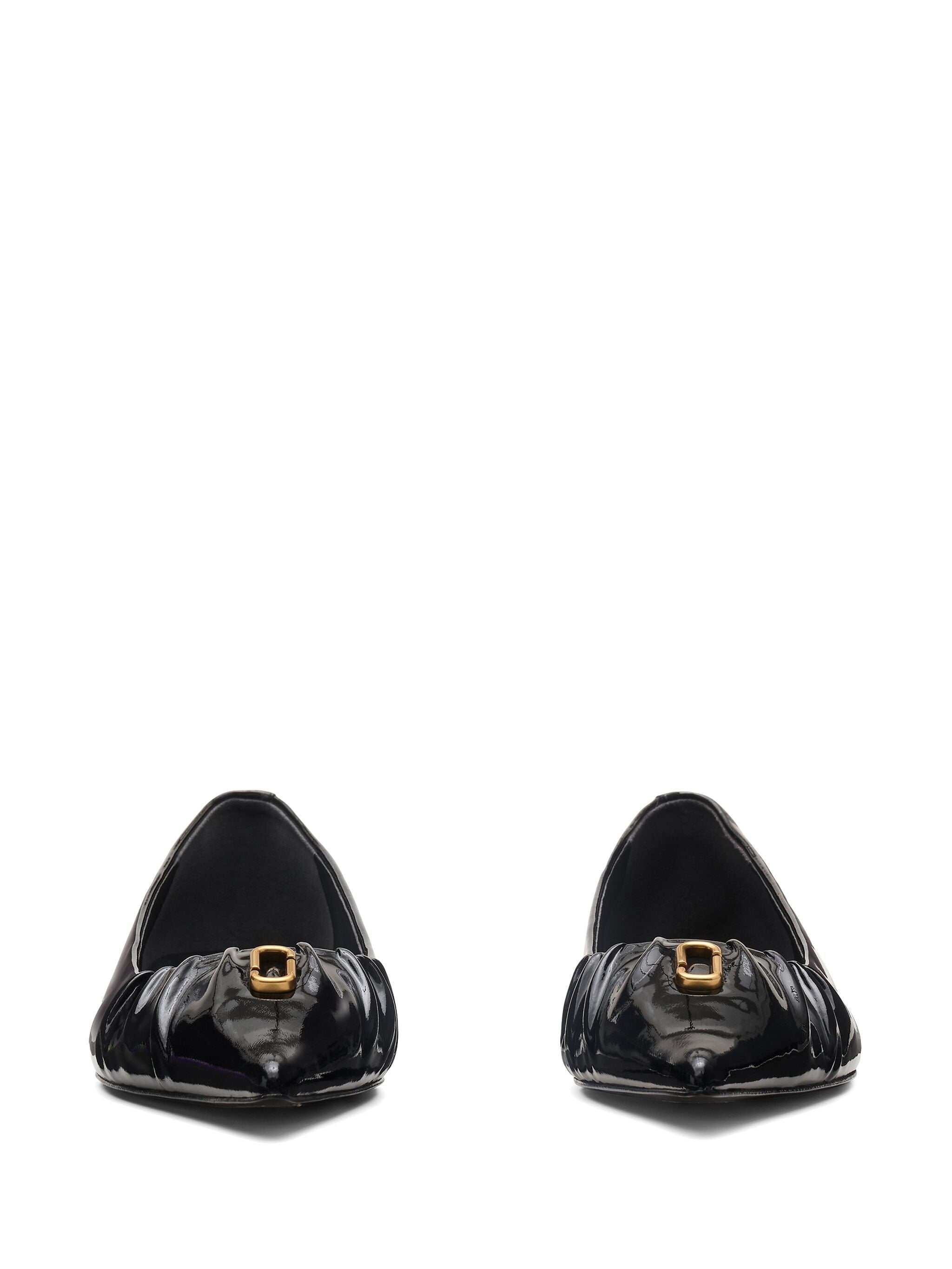 THE POINTY TOE BALLERINA