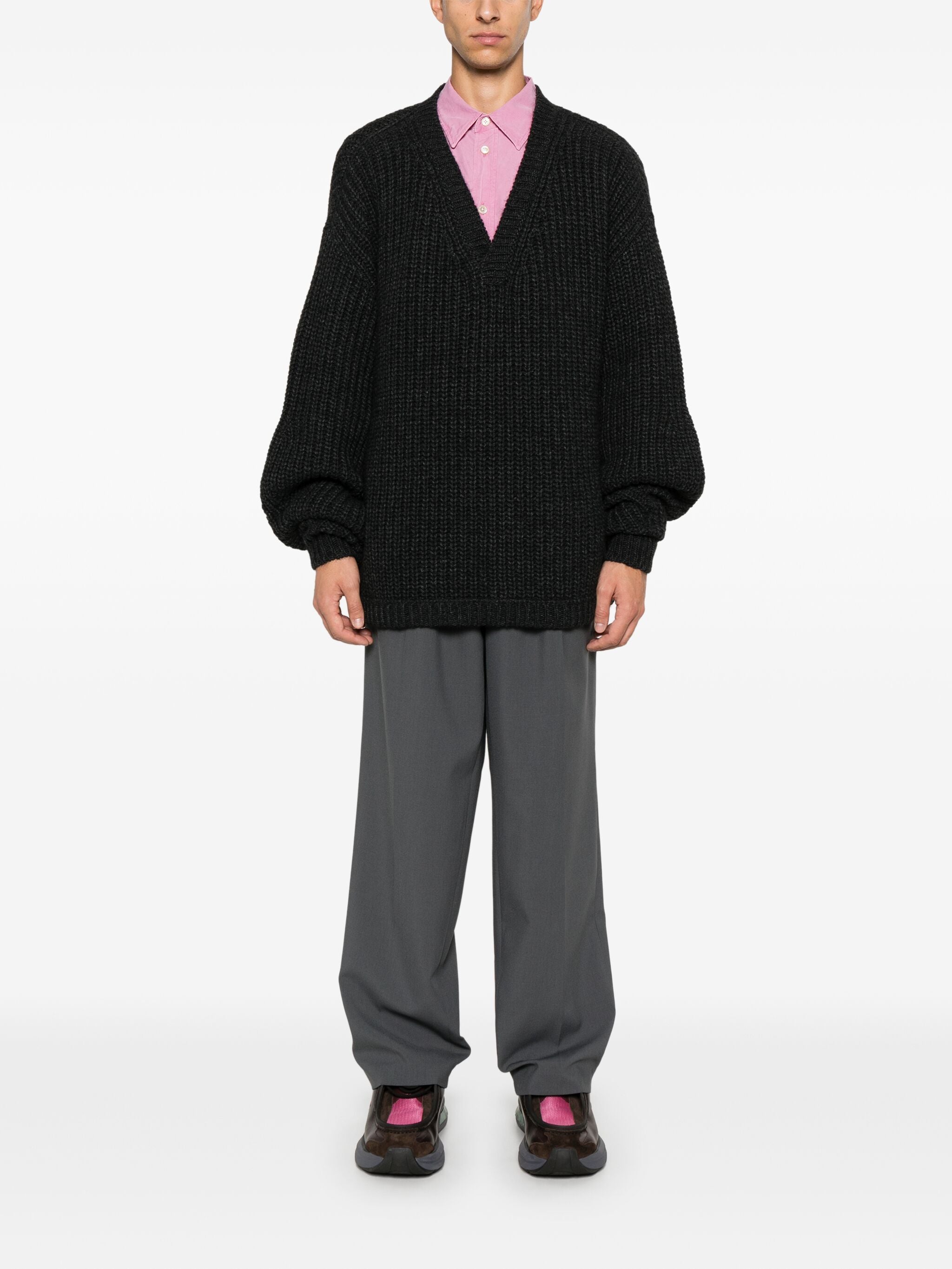 ALIENA V-NECK SWEATER