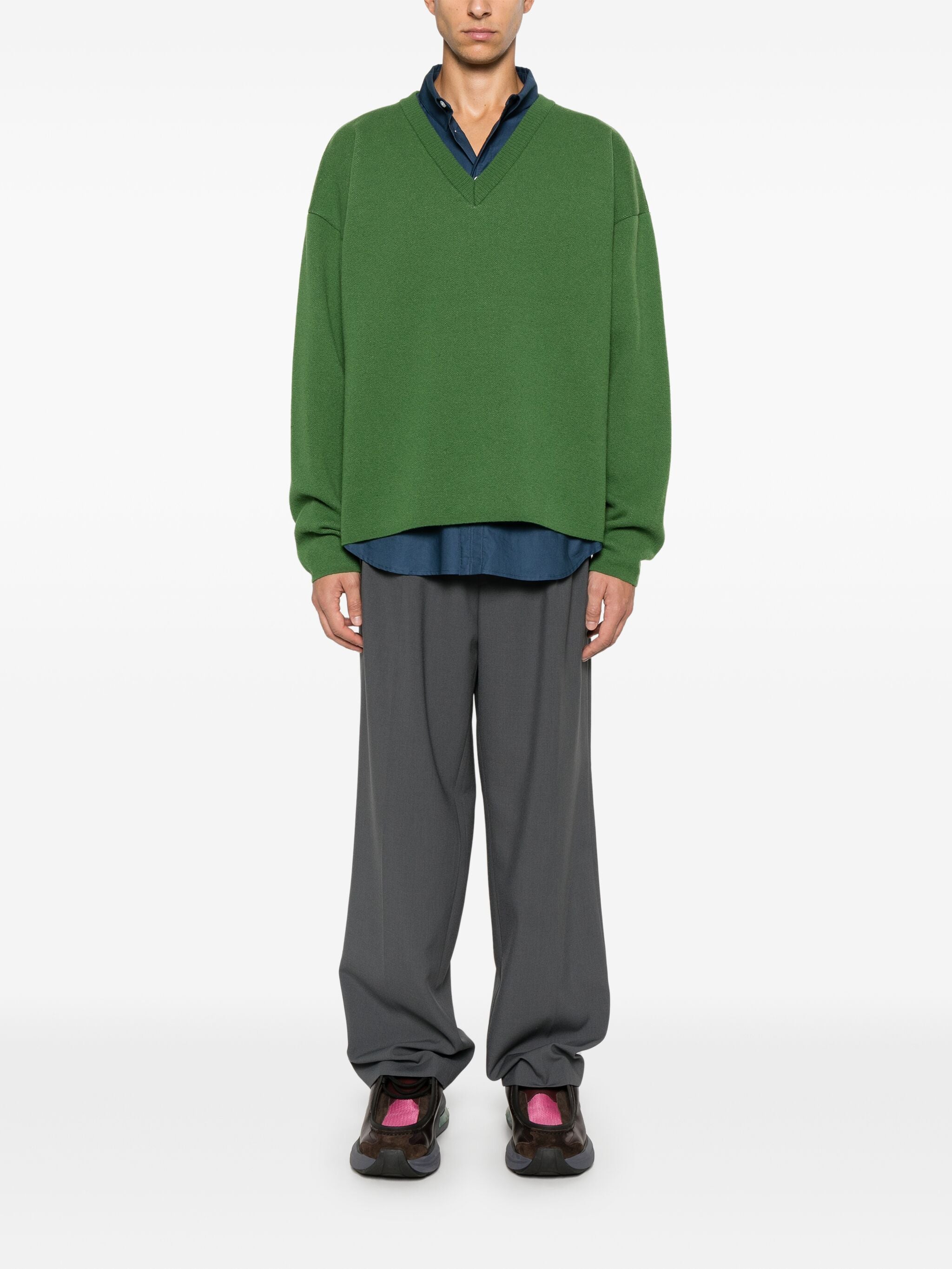 ONELIA V-NECK SWEATER