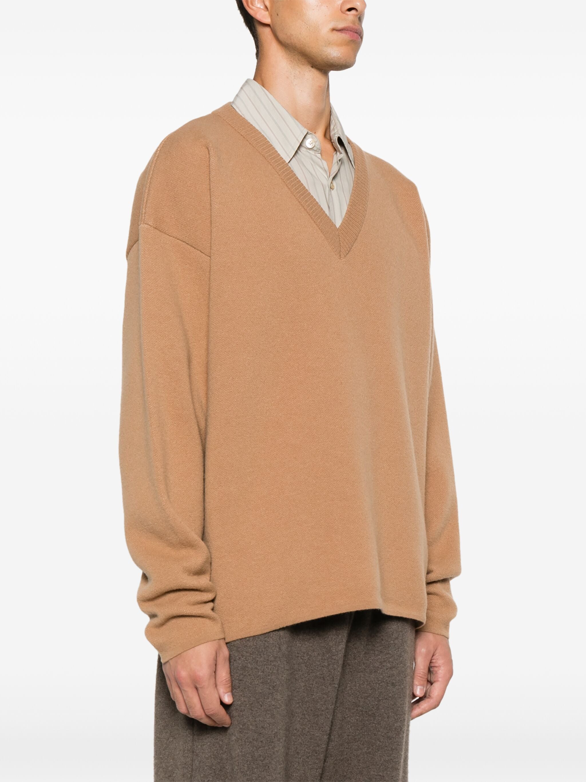ONELIA V-NECK SWEATER