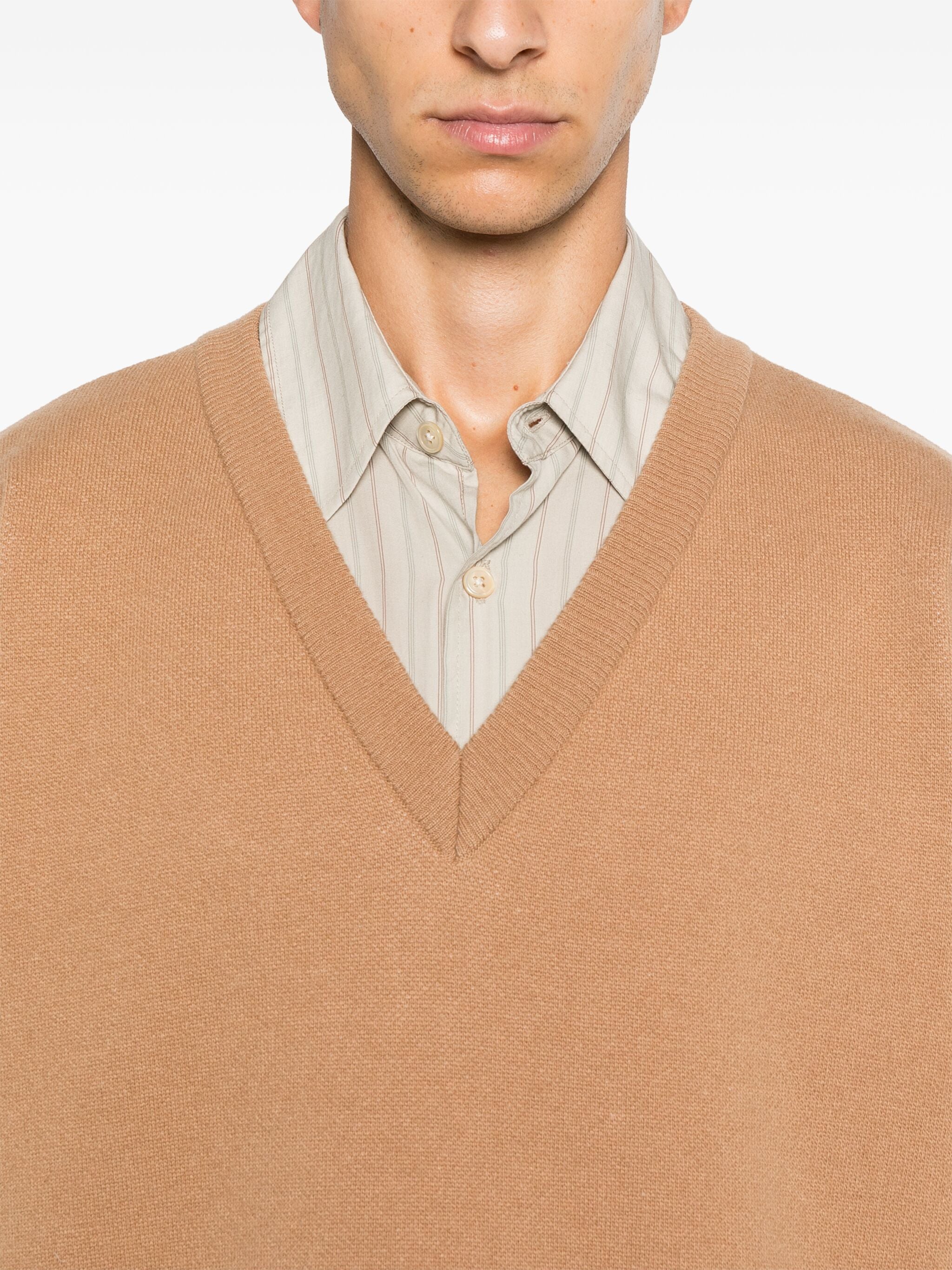 ONELIA V-NECK SWEATER