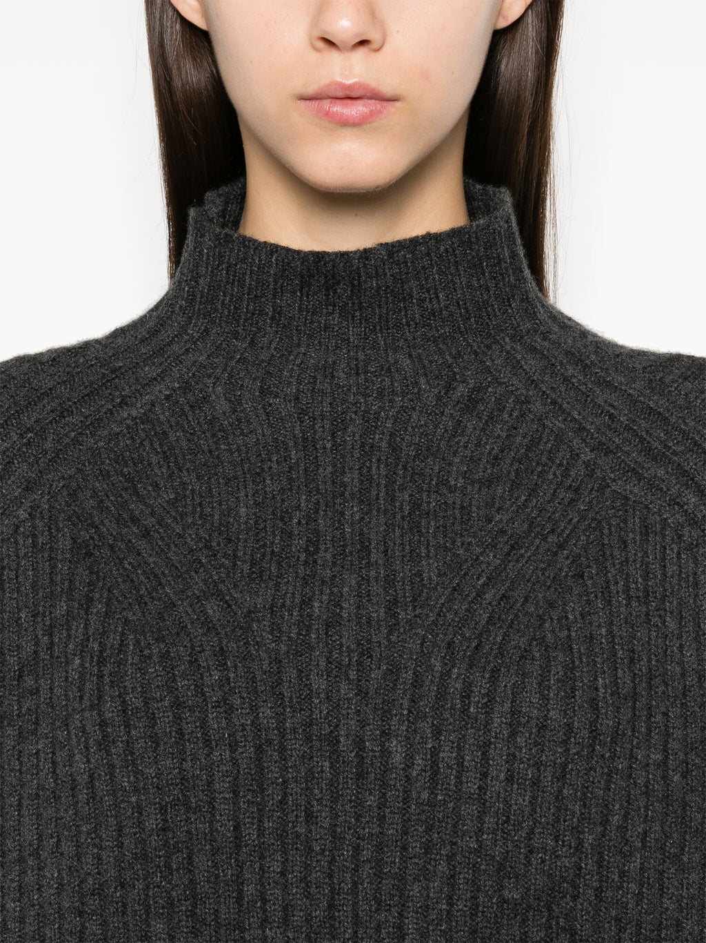 TURTLENECK SWEATER
