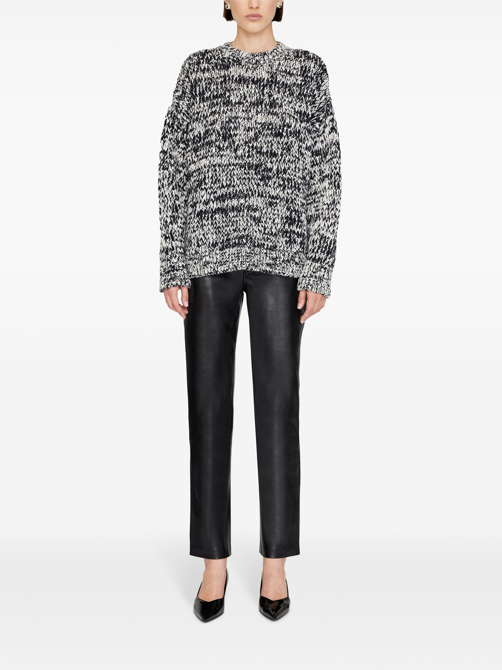 SYDNEY CREW SWEATER - BLACK AND WHITE