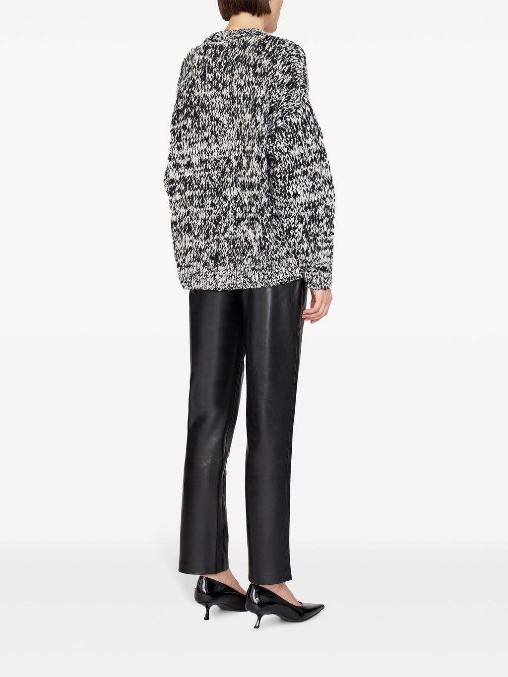 SYDNEY CREW SWEATER - BLACK AND WHITE