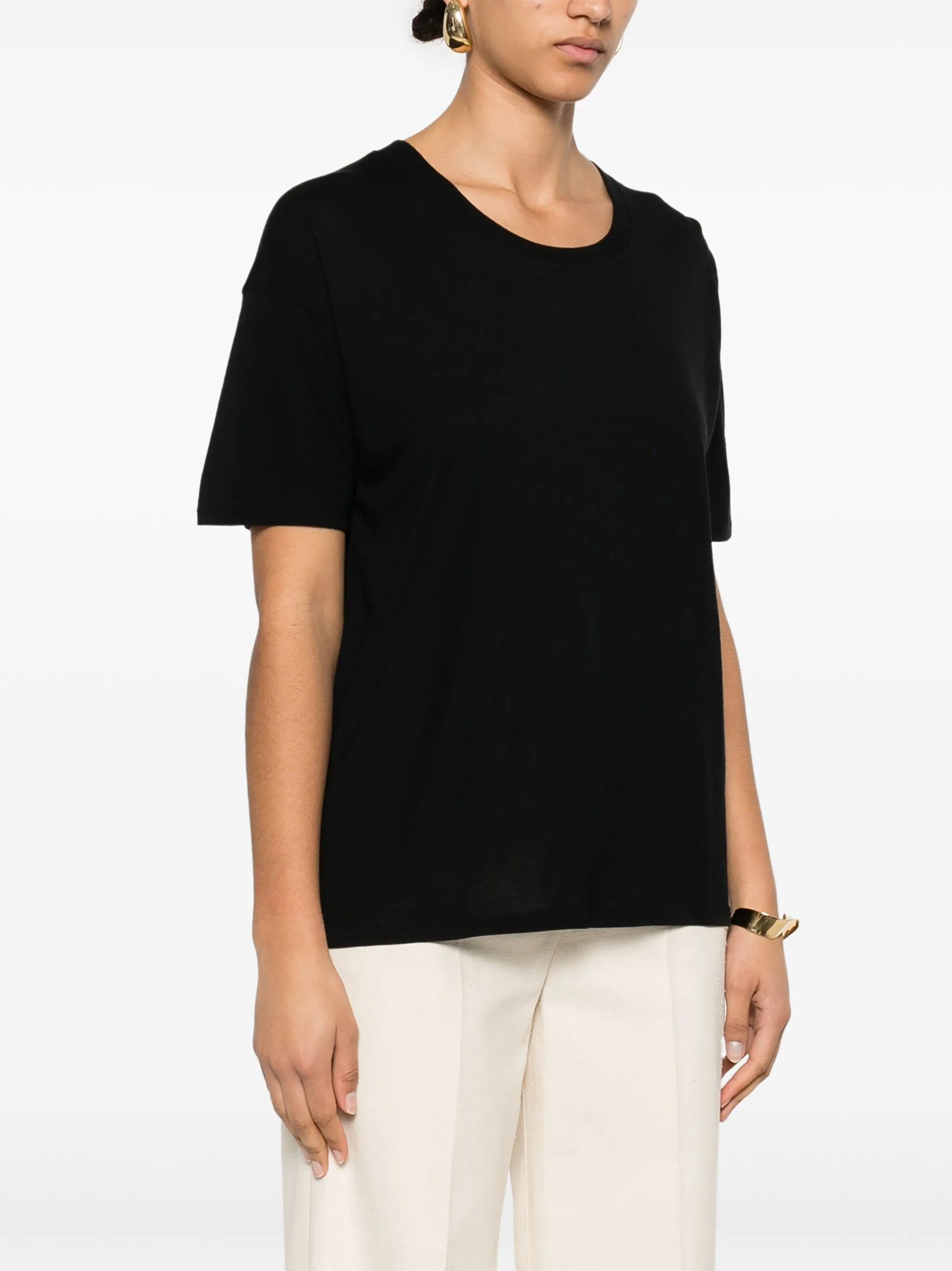 SHORT SLEEVED T-SHIRT