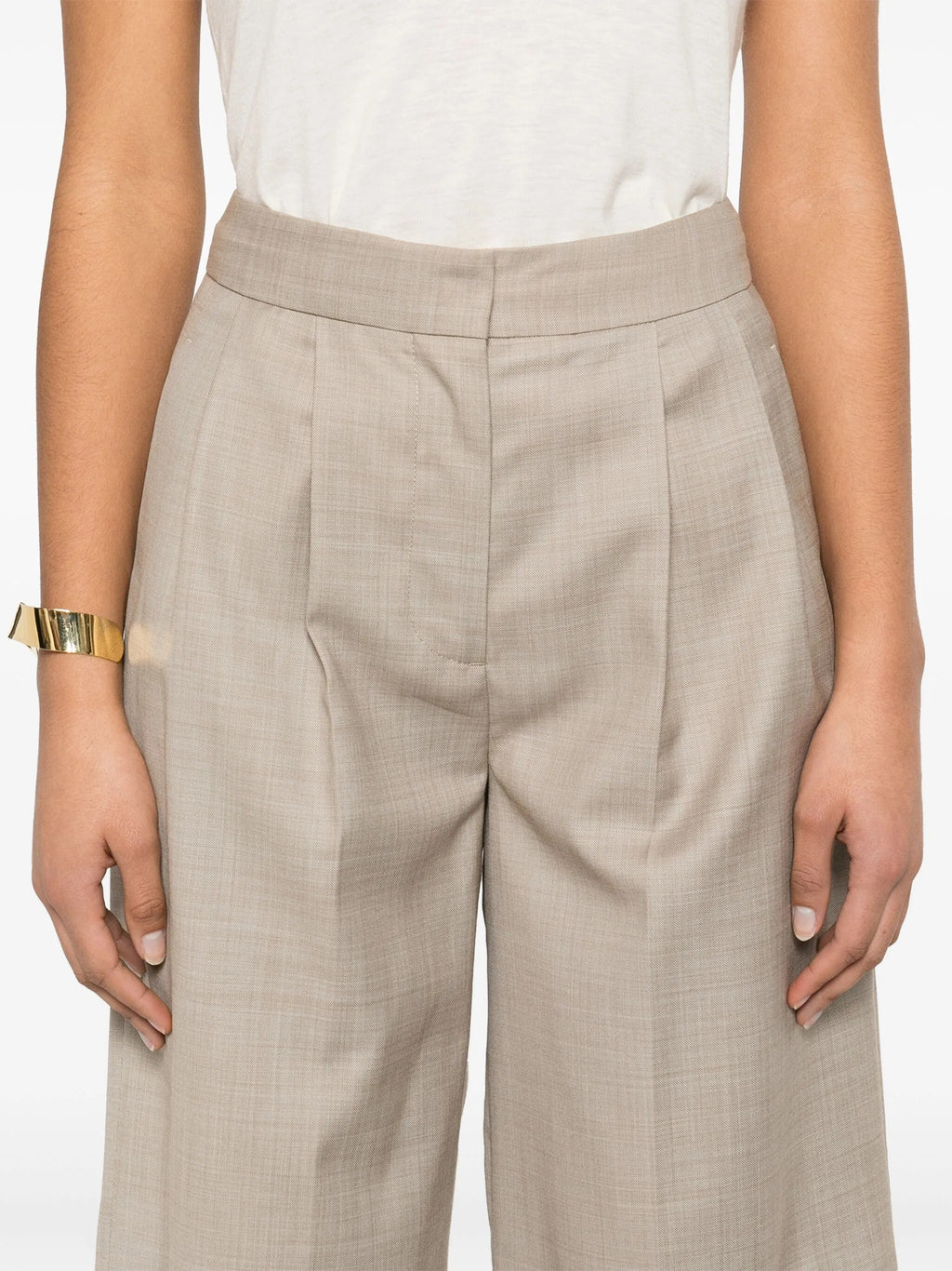 TAILORED BERMUDA SHORTS