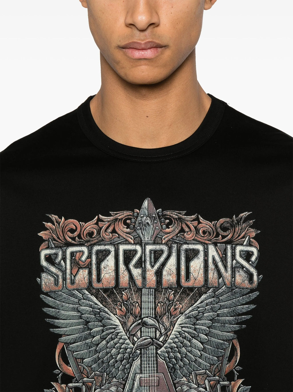 MEN`S TSHIRT