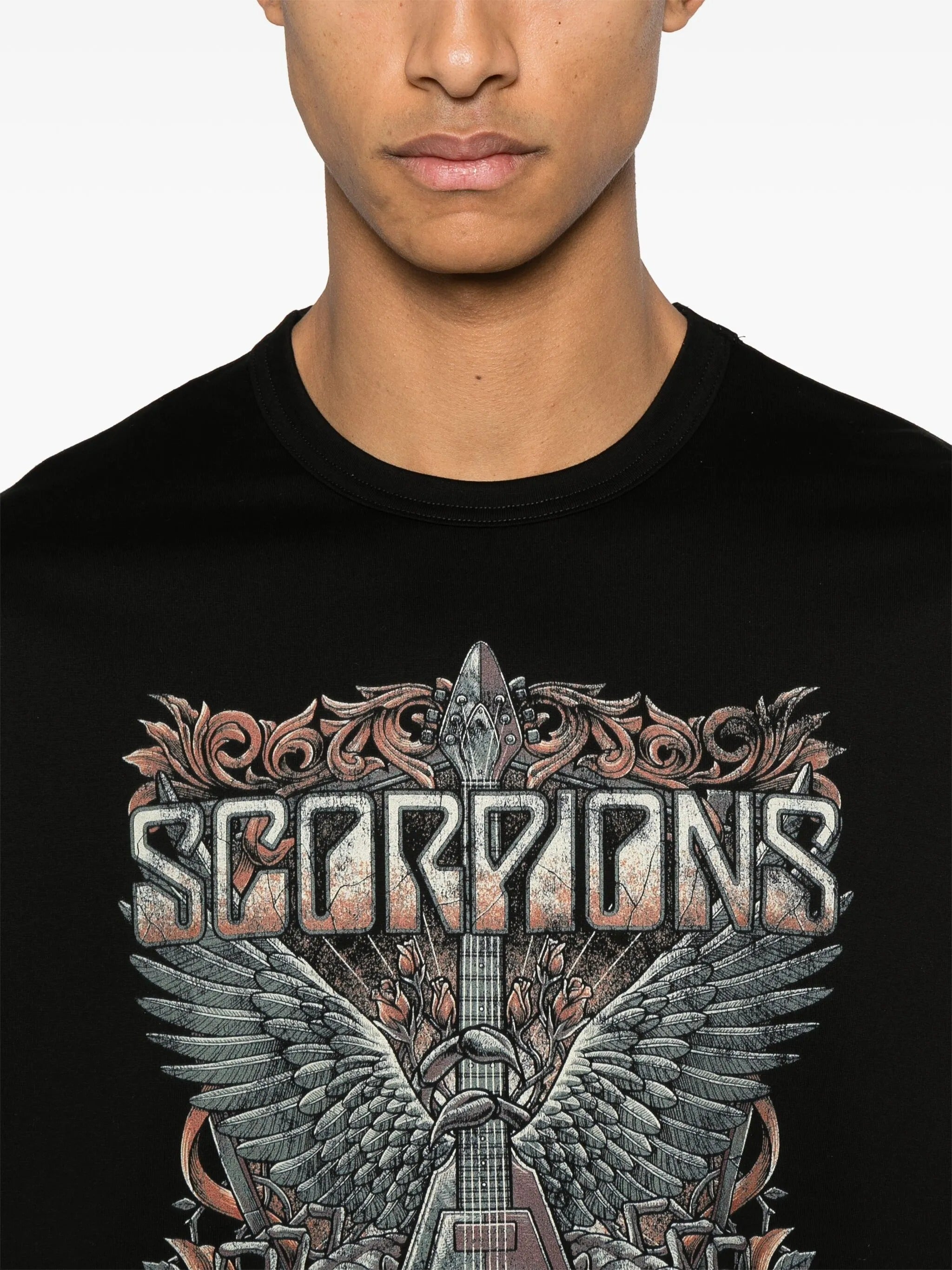 MEN`S TSHIRT
