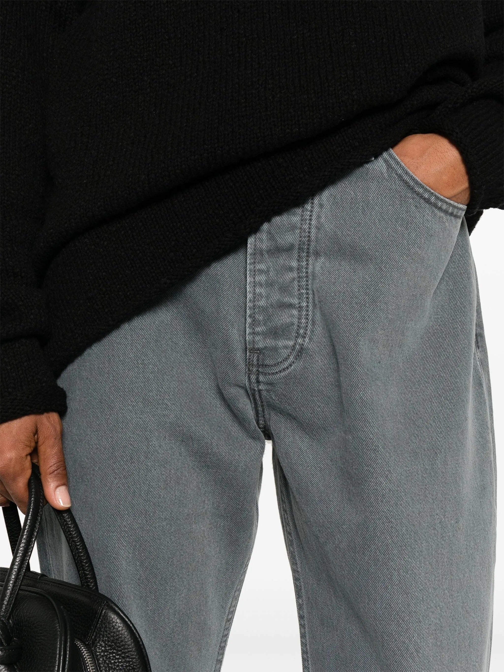 TAPERED JEANS