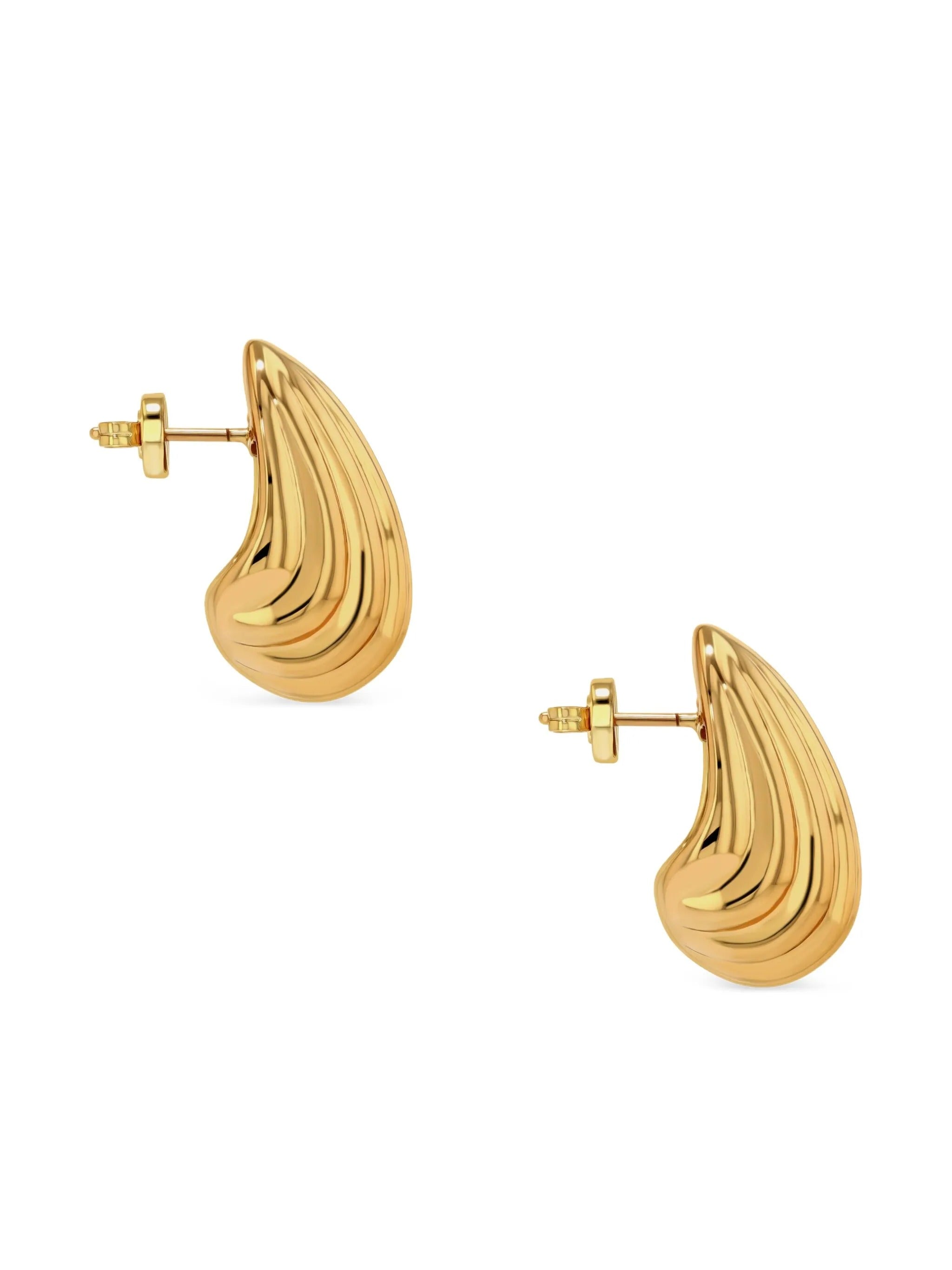 SMALL RIBBED DROP EARRINGS - GOLD