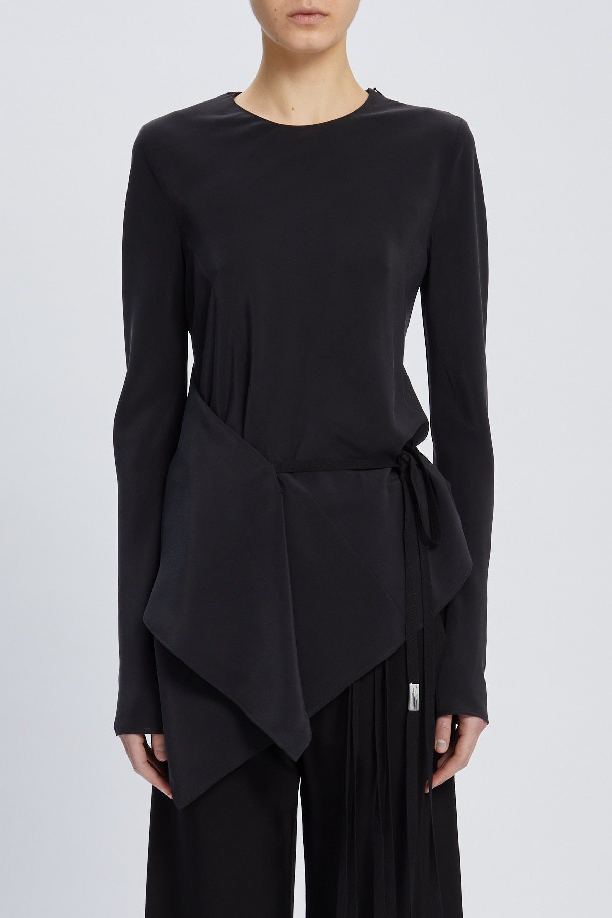 DEANA LONG SLEEVE ASYMMETRIC TOP