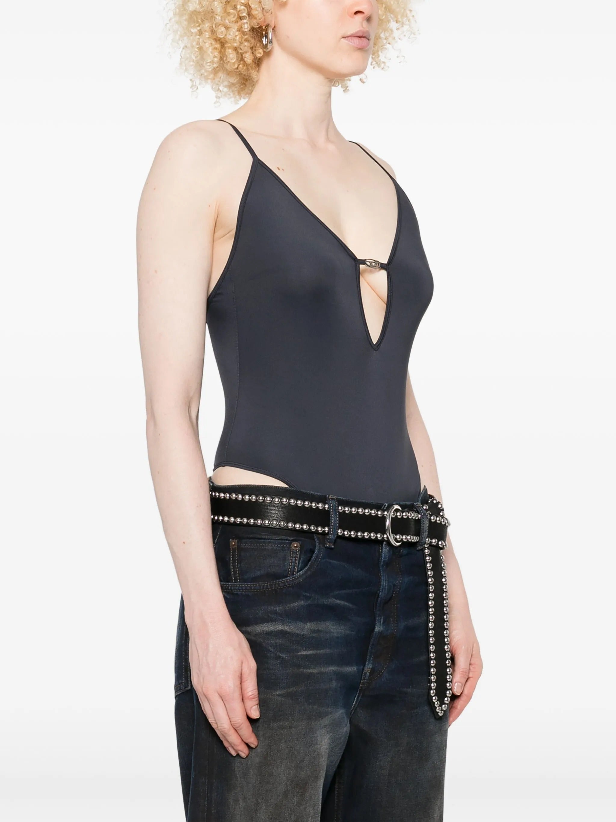 UFBY-OVAL-D-BODYSUIT