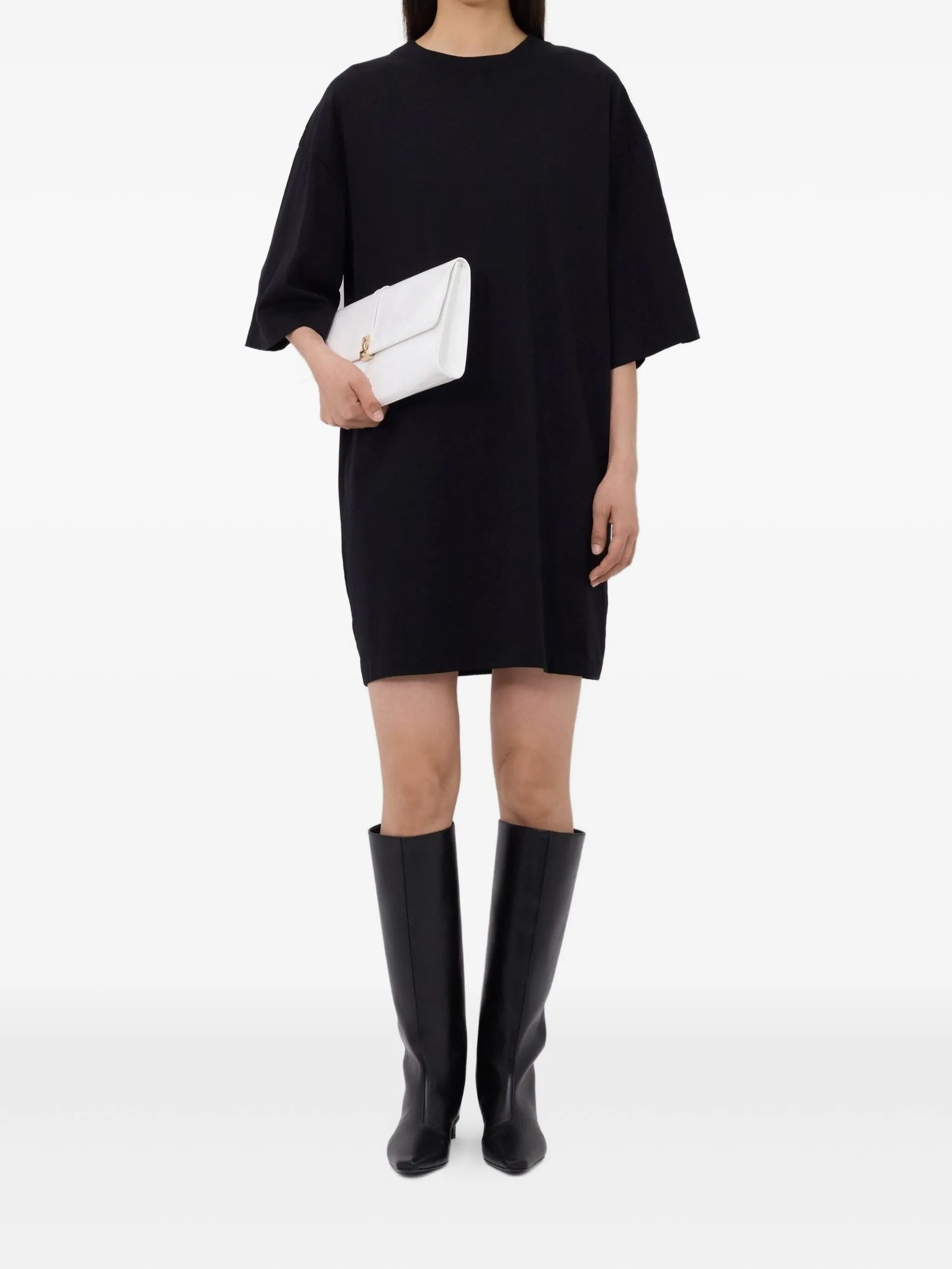 AYAZ OVERSIZED T-SHIRT