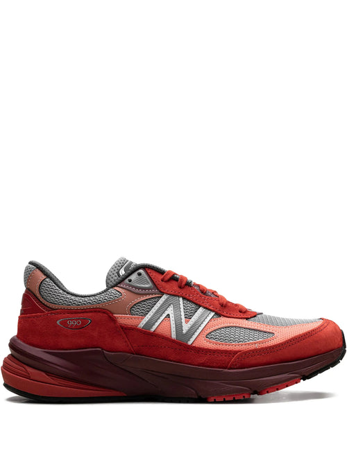 990