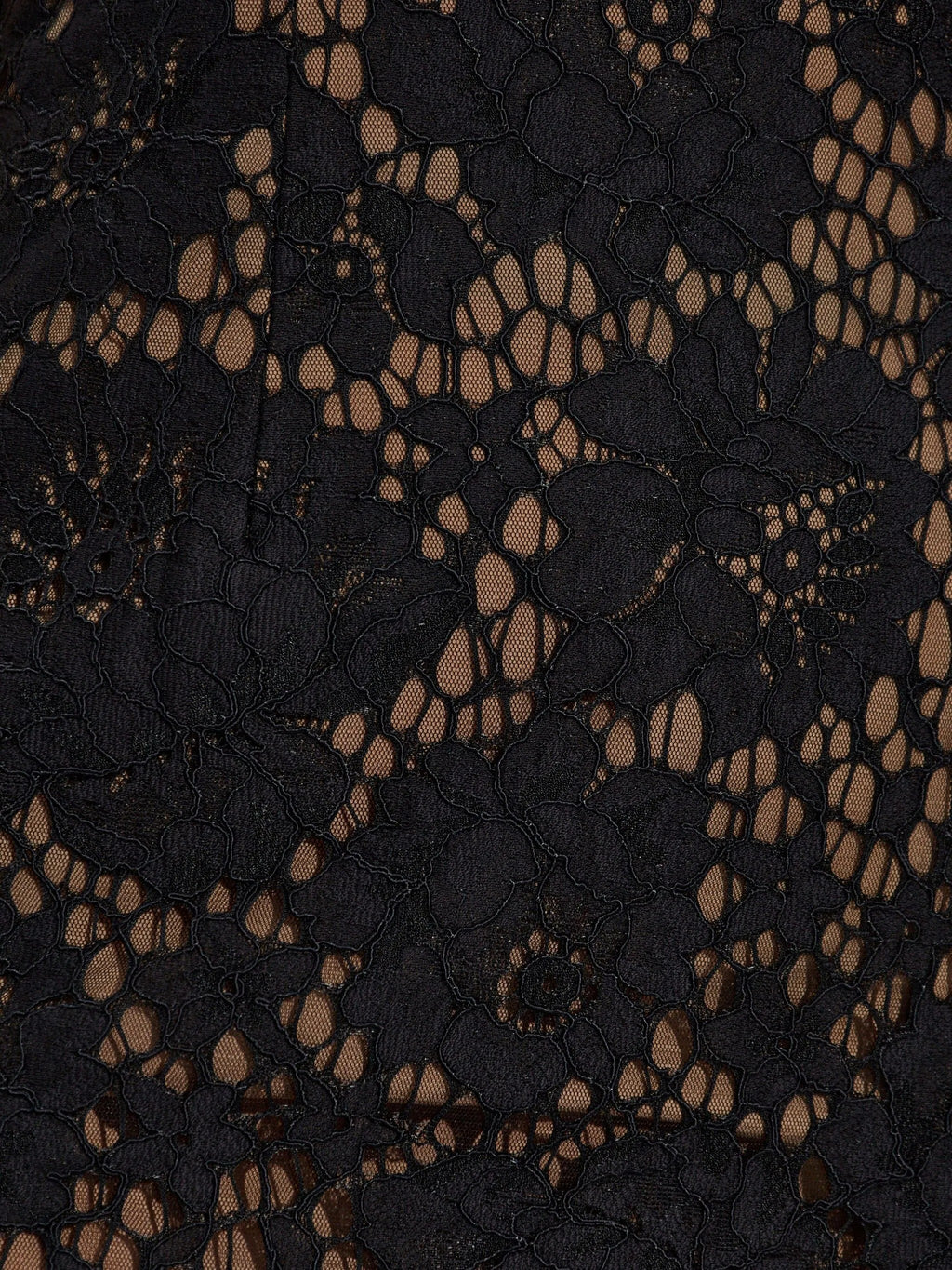 BLACK FLORAL LACE MAXI DRESS