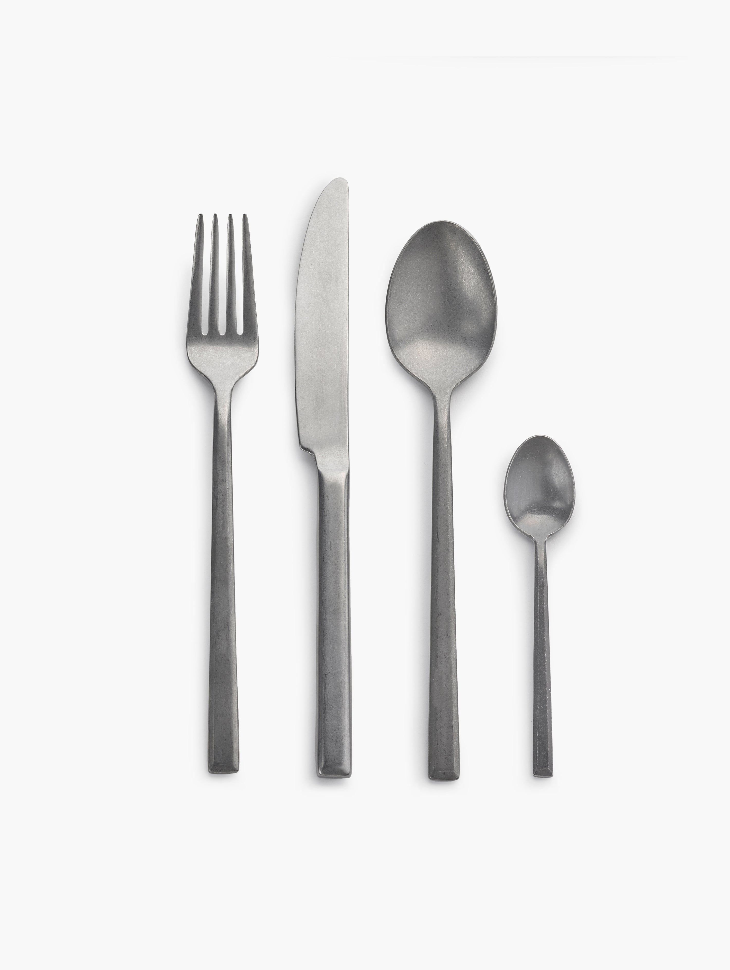 GIFTBOX CUTLERY SET 24 PC PURE
