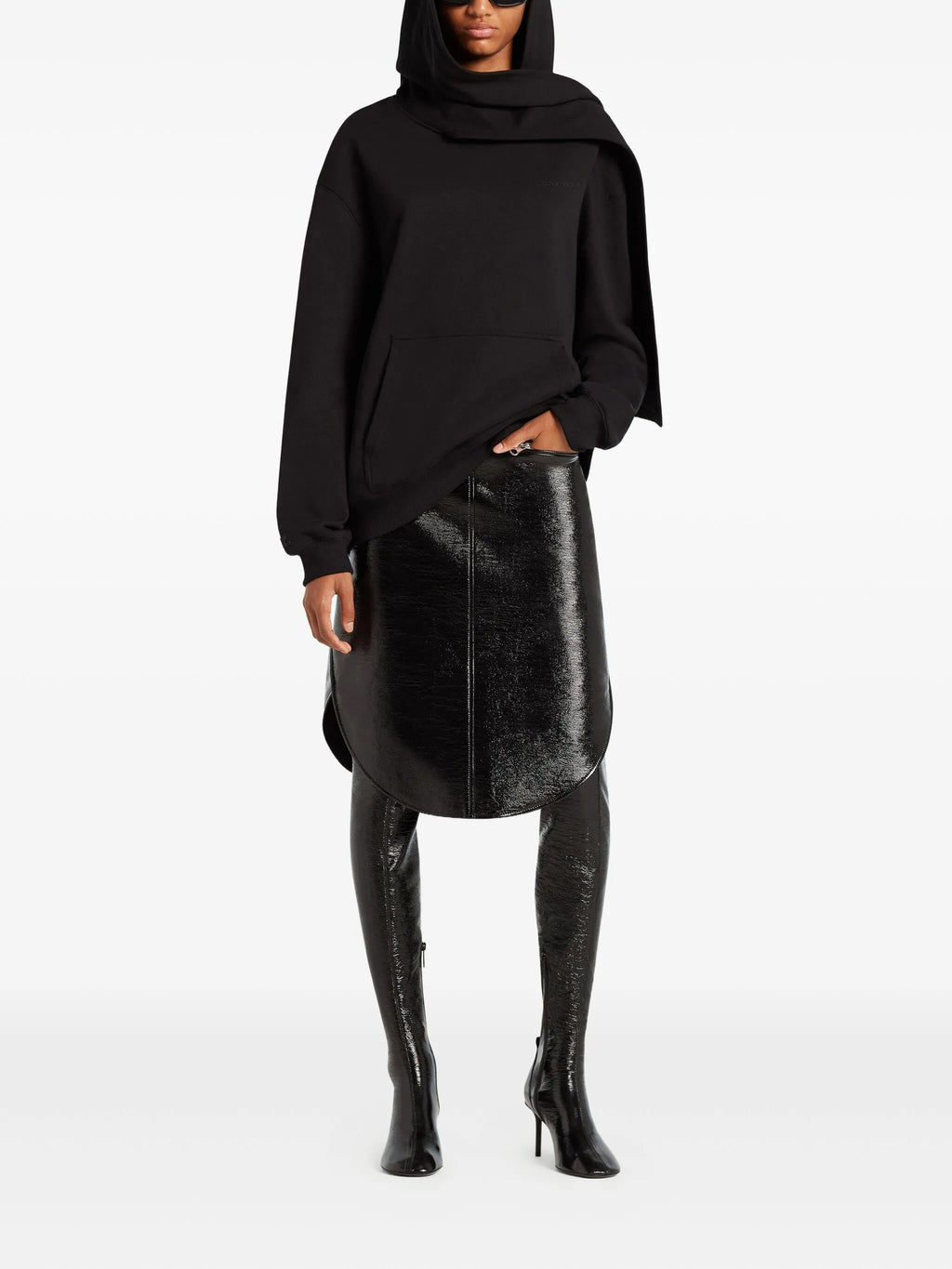 SCARF EMBROIDERED HOODIE