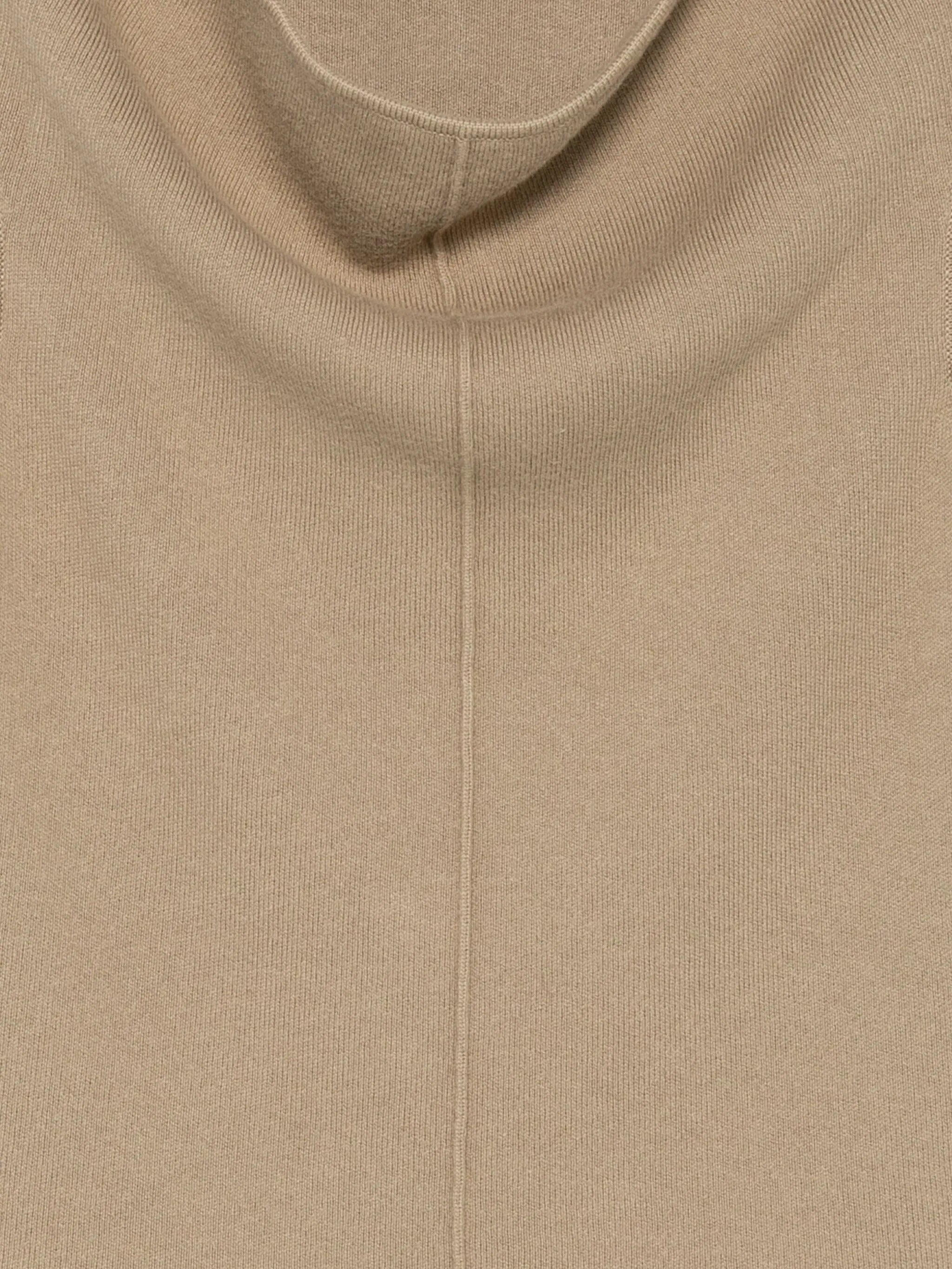 OFF SHOULDER SEAM TOP