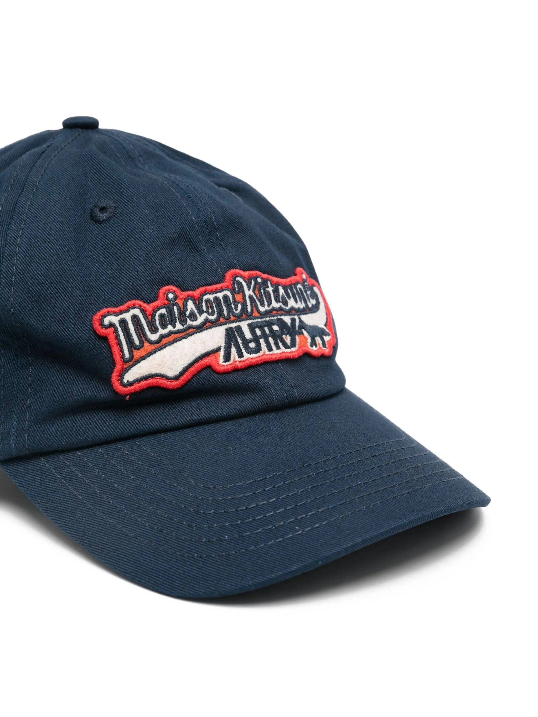 CAPS MAIN UNIC MAISON KITSUNE