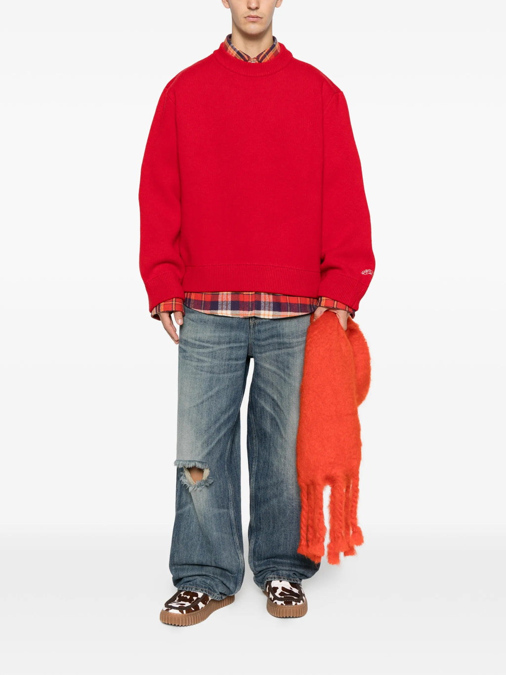 ROUND COLLAR SWEATER