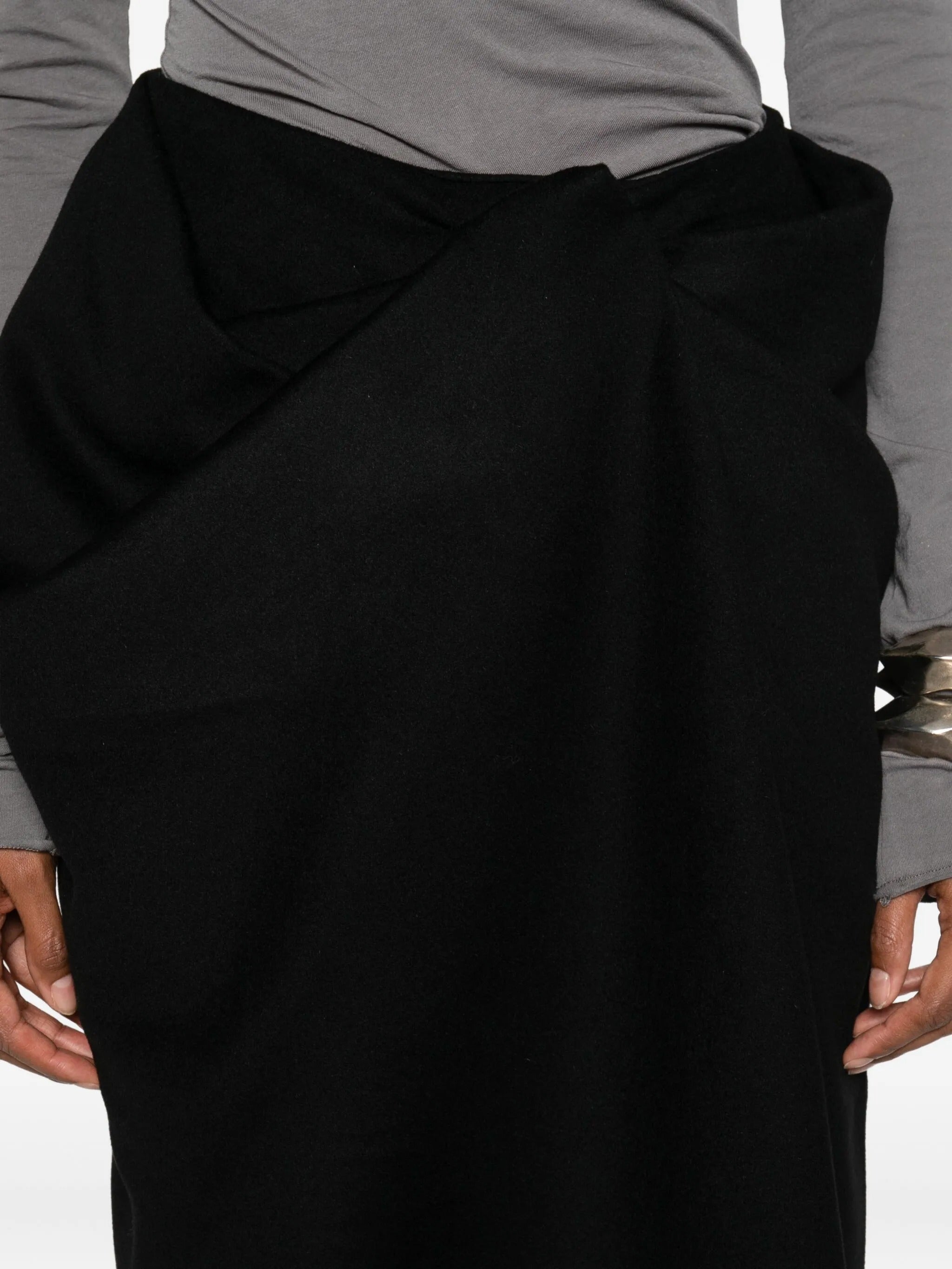CREASE SKIRT BLACK WOOL