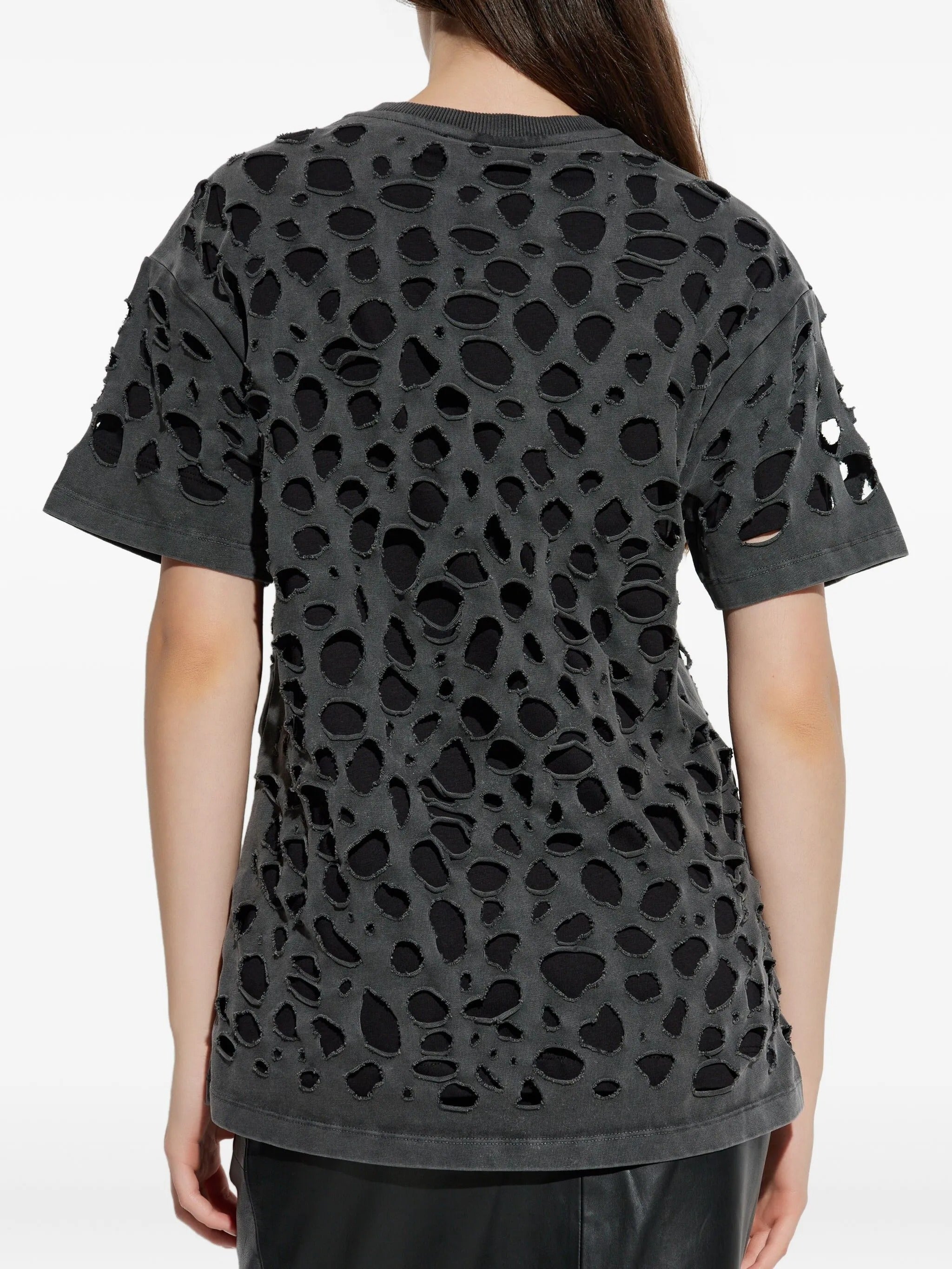 t-shirt distressed black