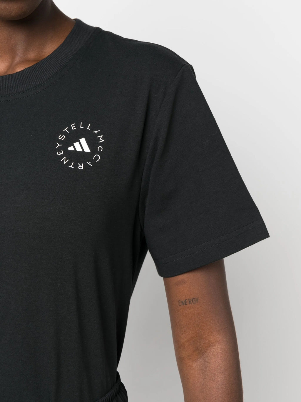 REGL TEE