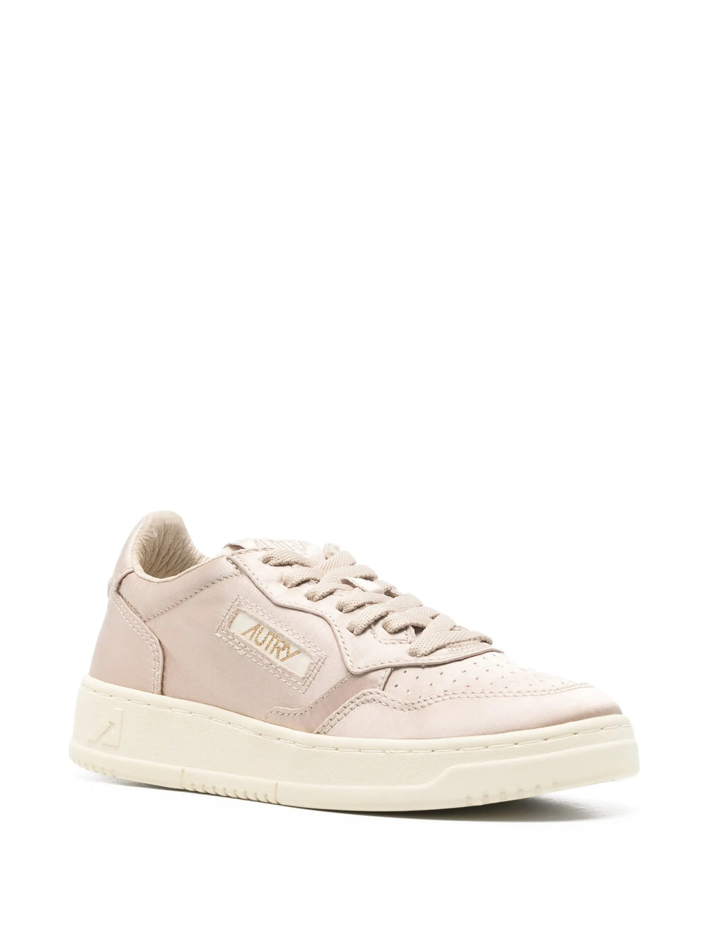 MEDALIST LOW WOMAN SAT/SAT