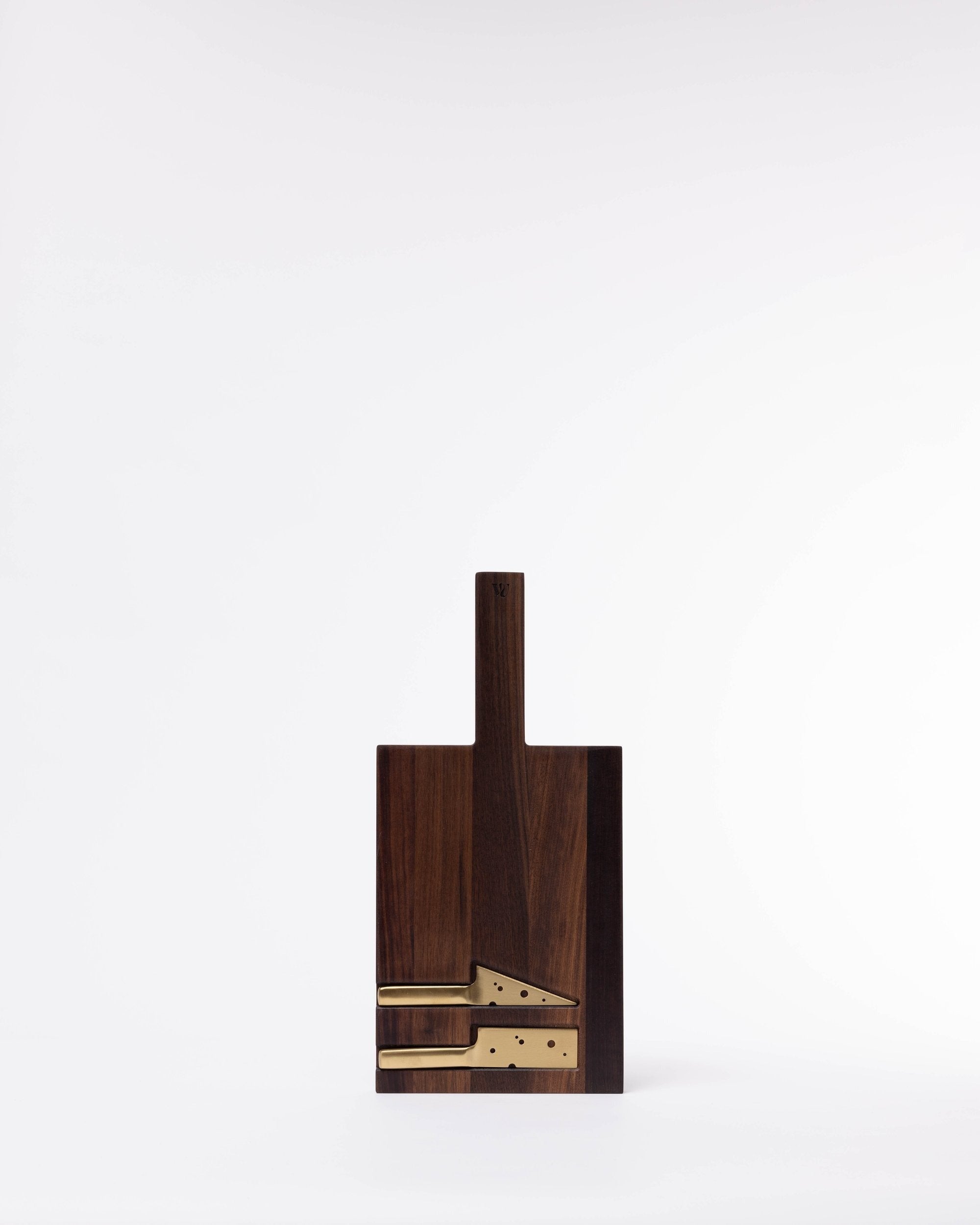 Cheese board with knifes in walnut, S