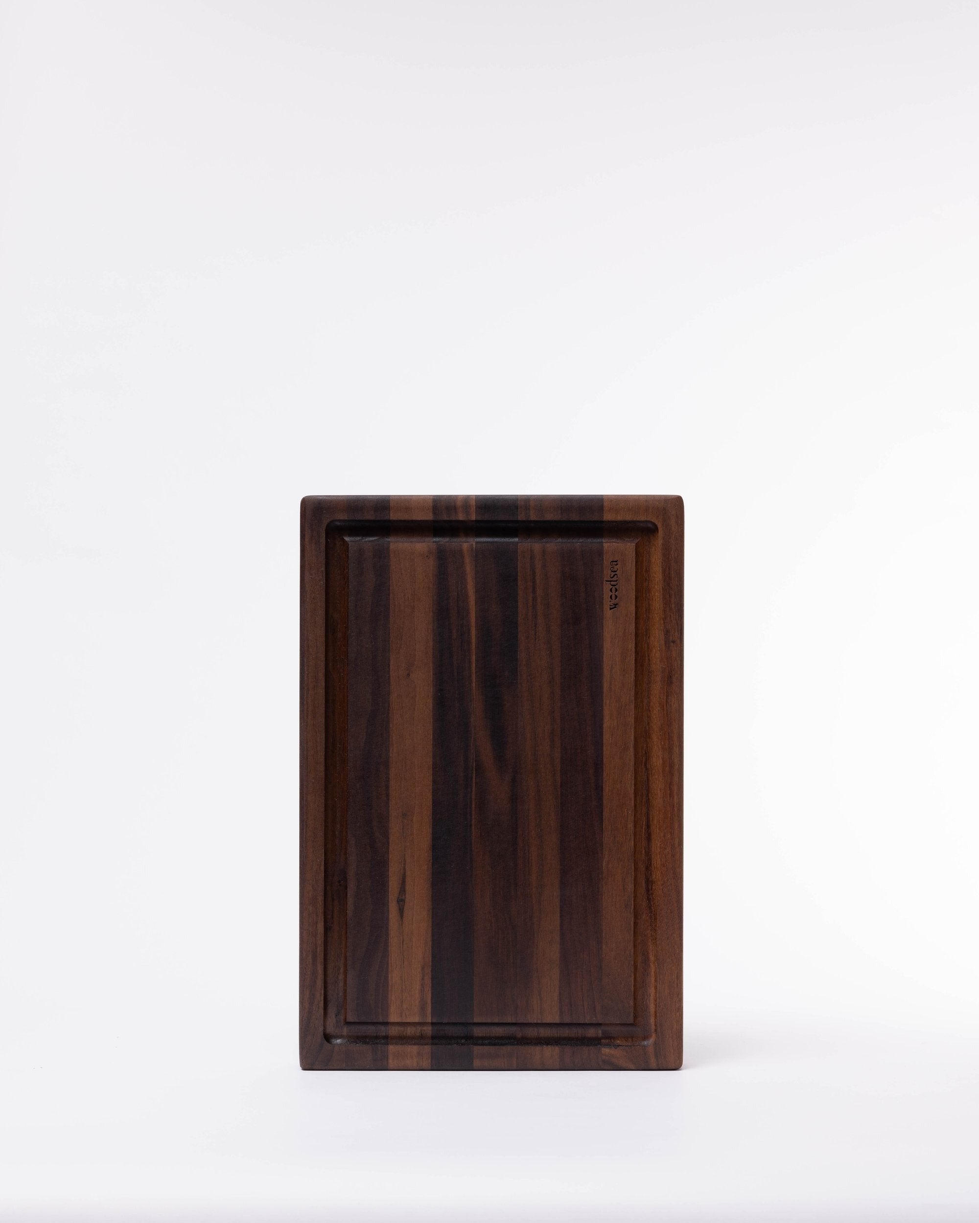 Classic Butcher board S with groove, walnut