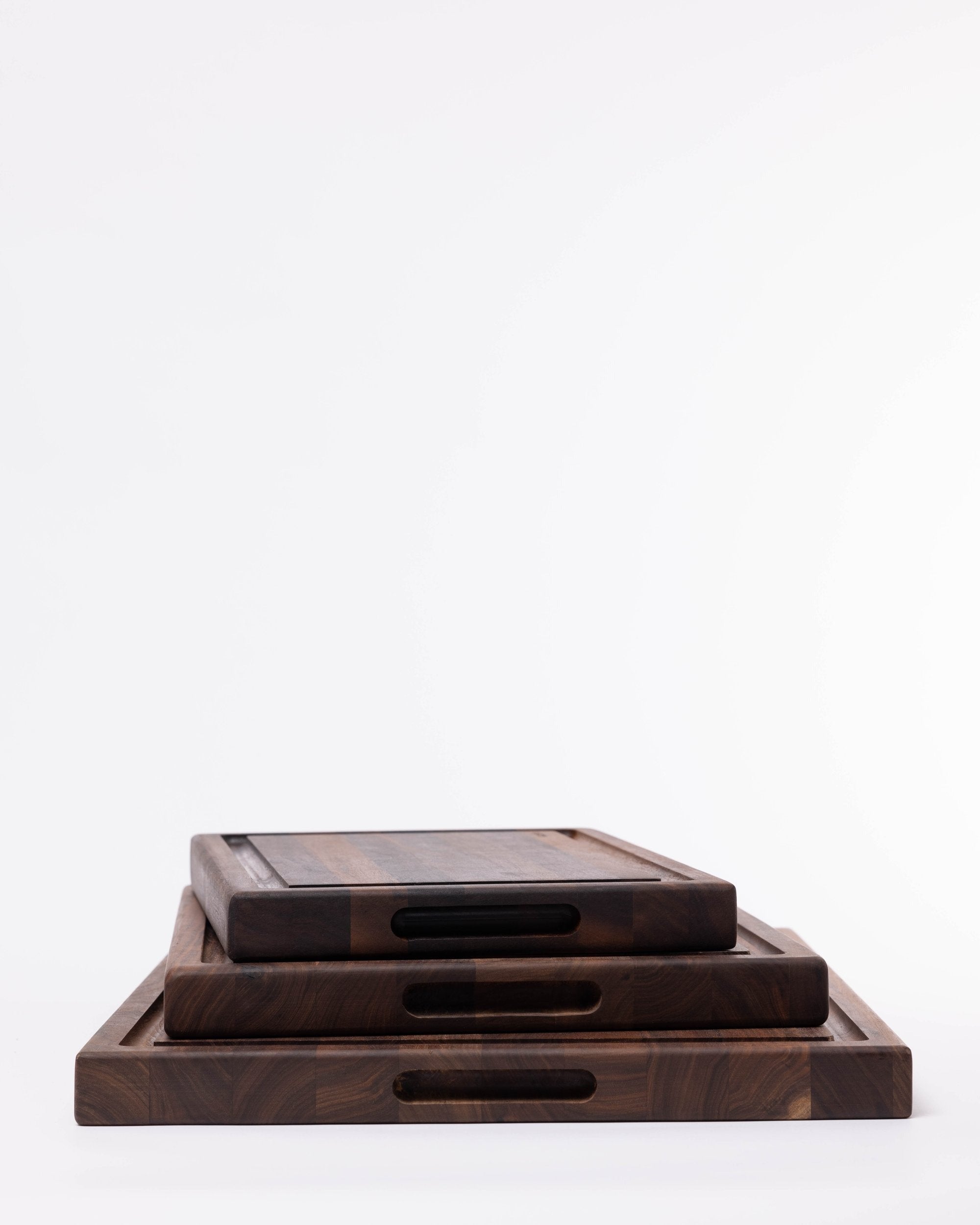 Classic Butcher board S with groove, walnut