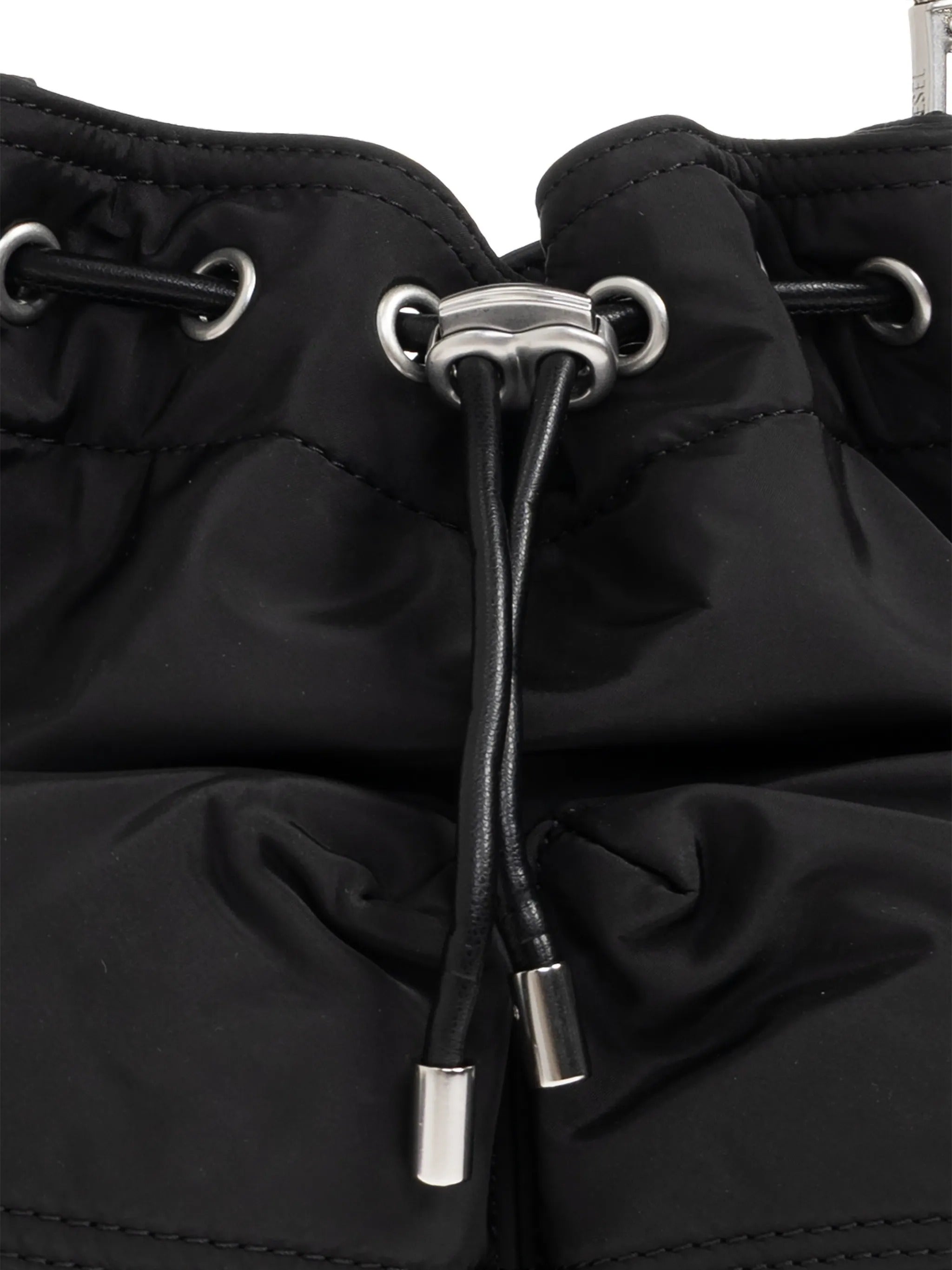 MULTI-PKTS MULTI-PKTS BUCKET X SHOULDER BAG