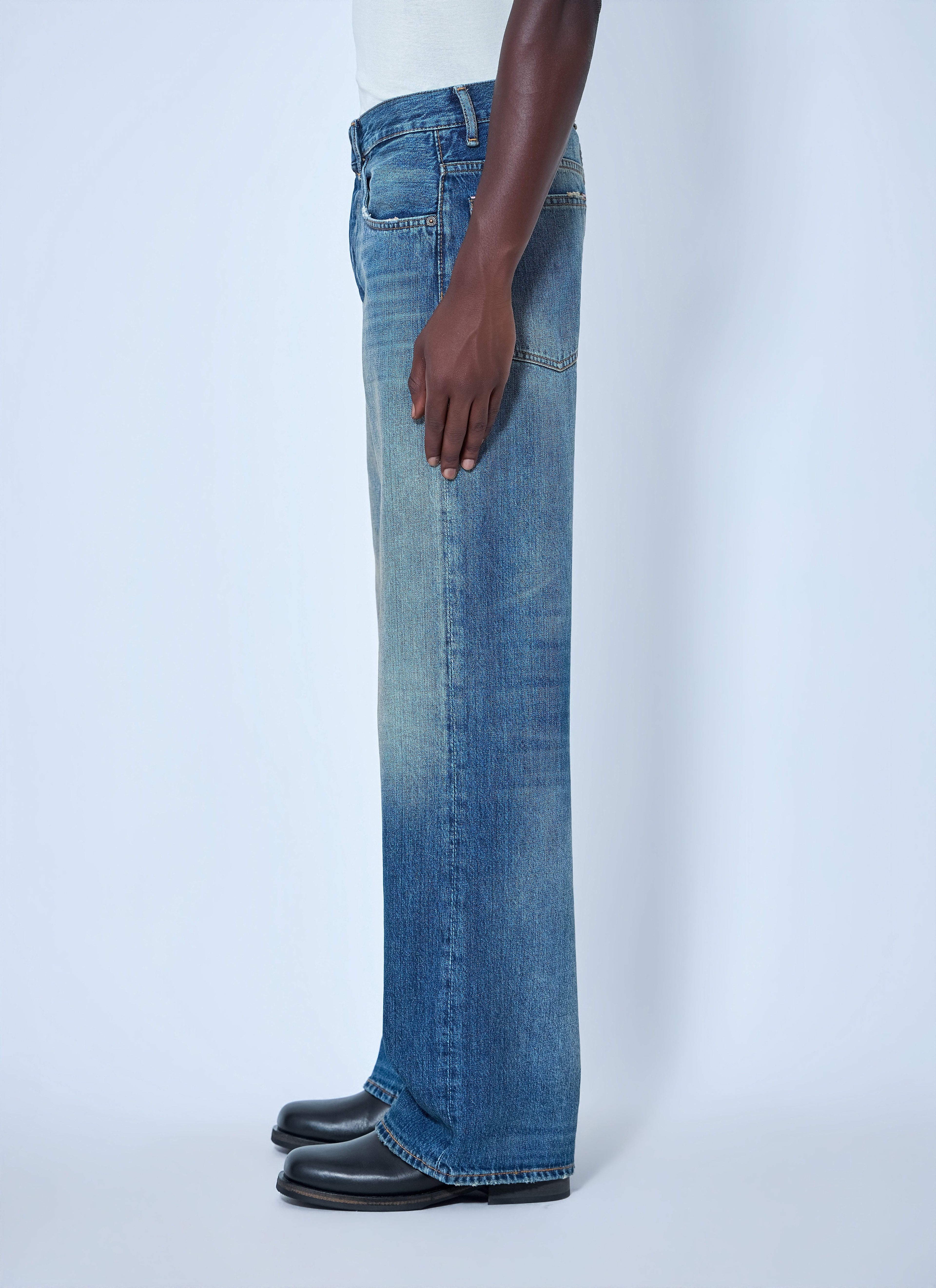 2021M Regular Fit Jeans