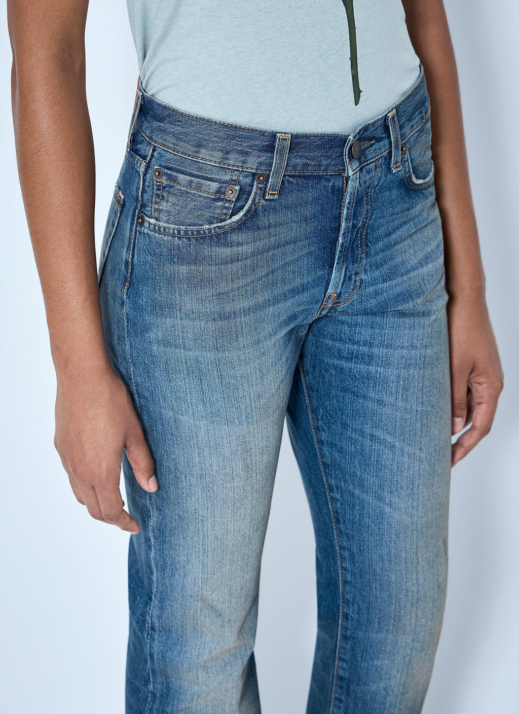 2009F Regular Fit Jeans