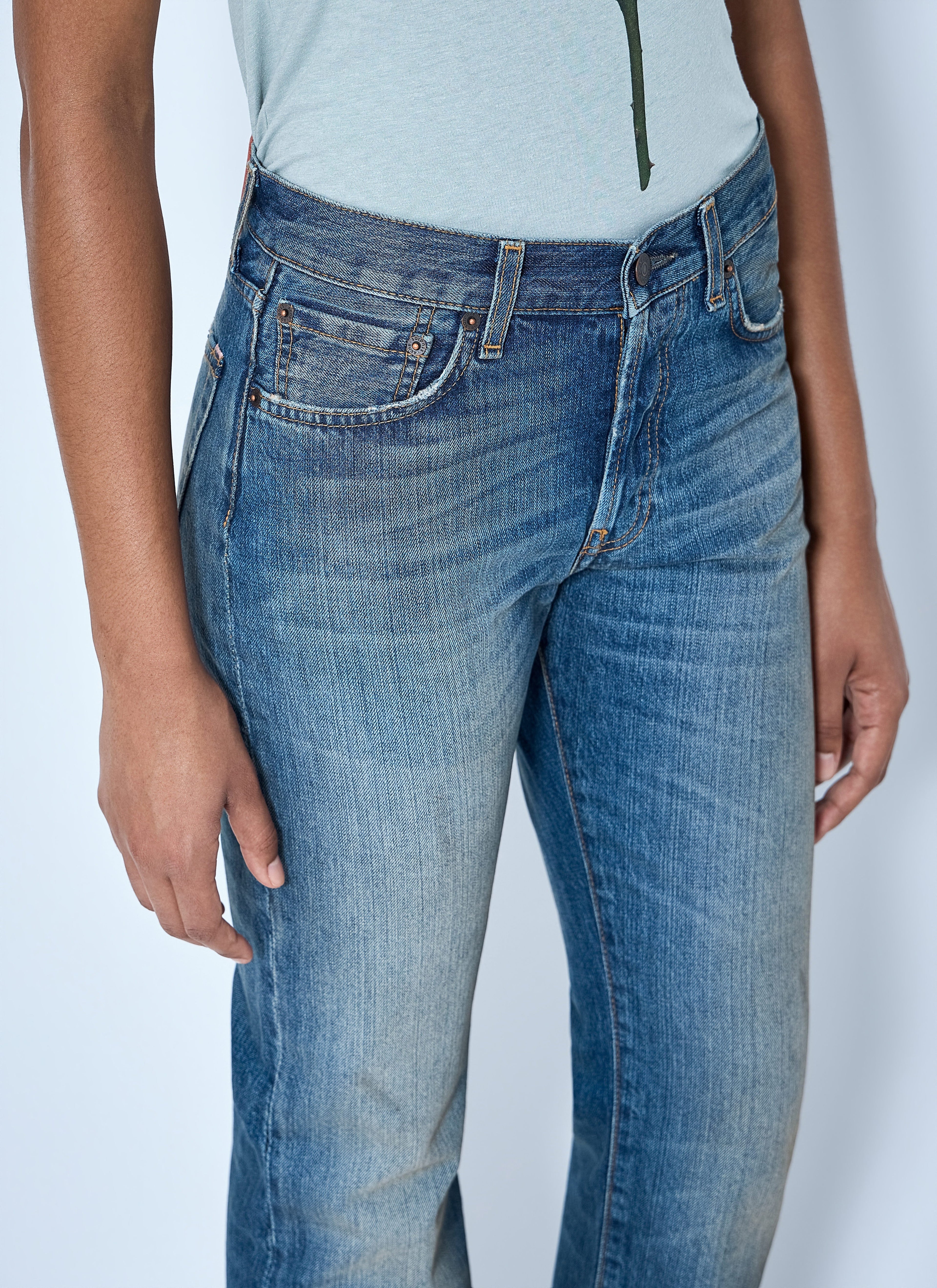 2009F Regular Fit Jeans