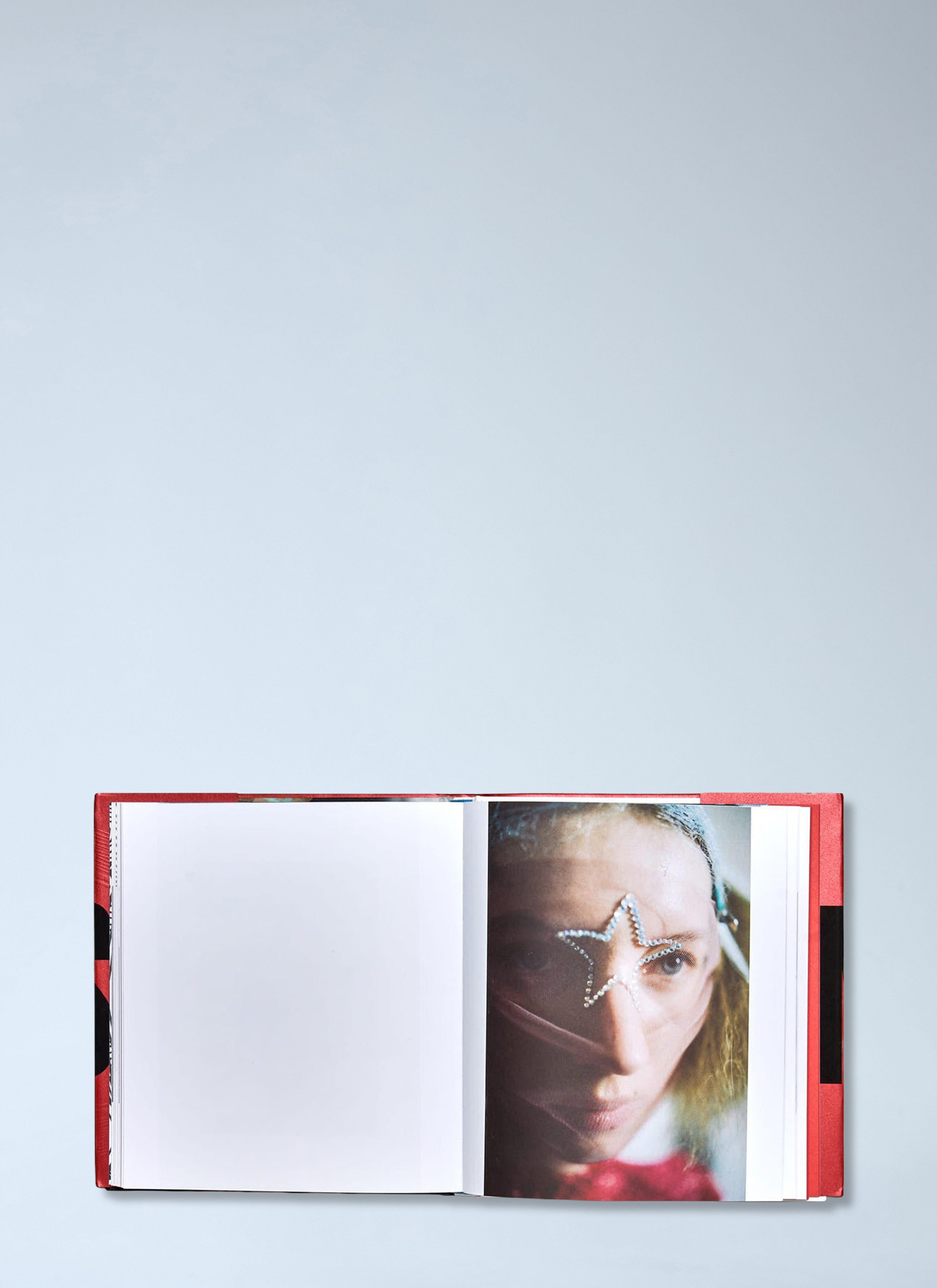 À Mon Seul Désir: Kiko Kostadinov Book