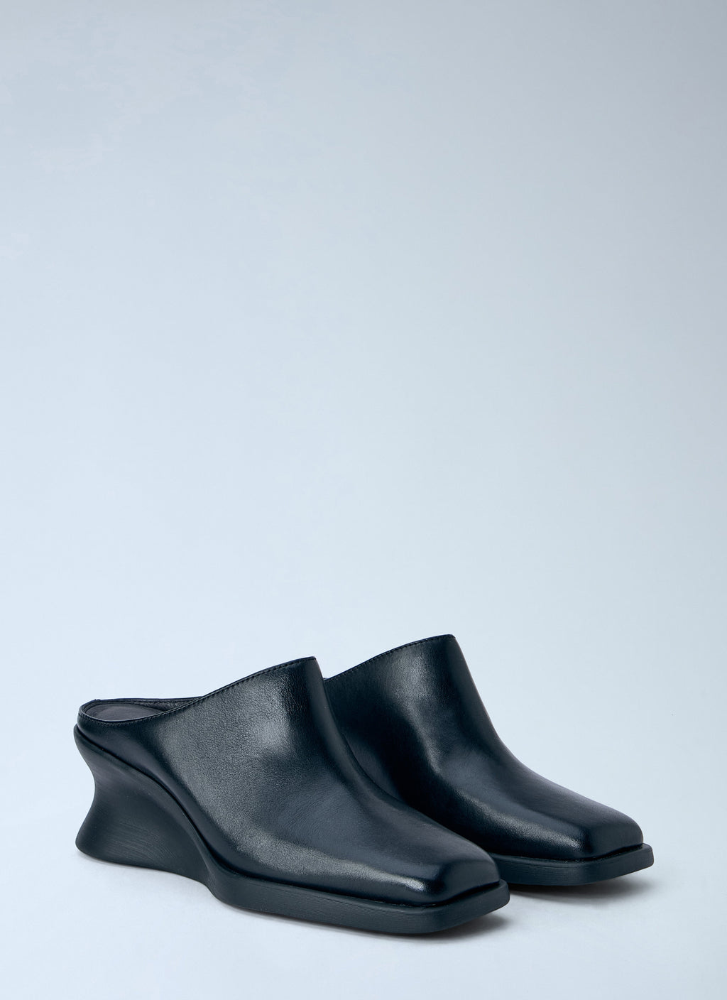 Louise Mules