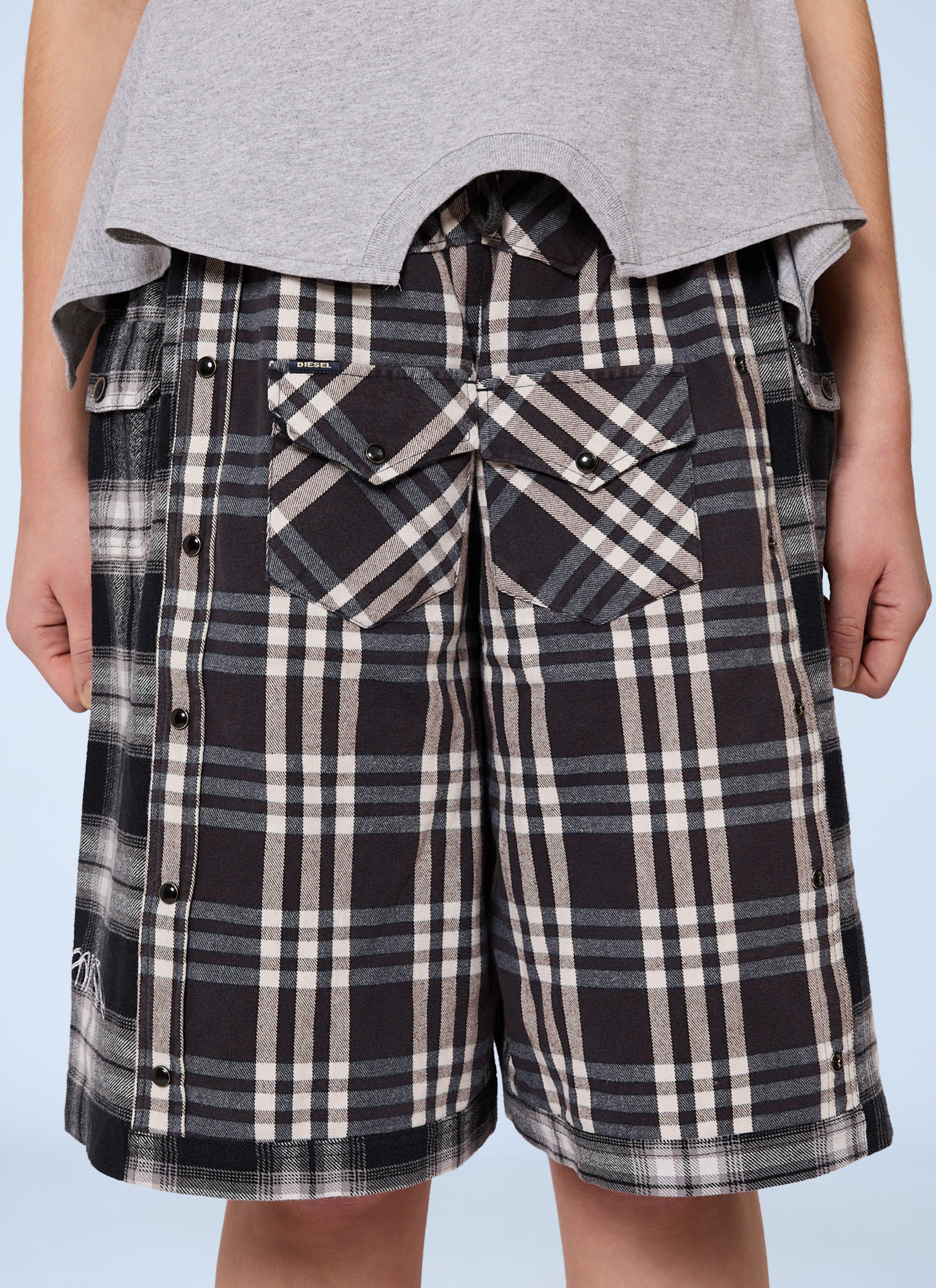 Check Shorts