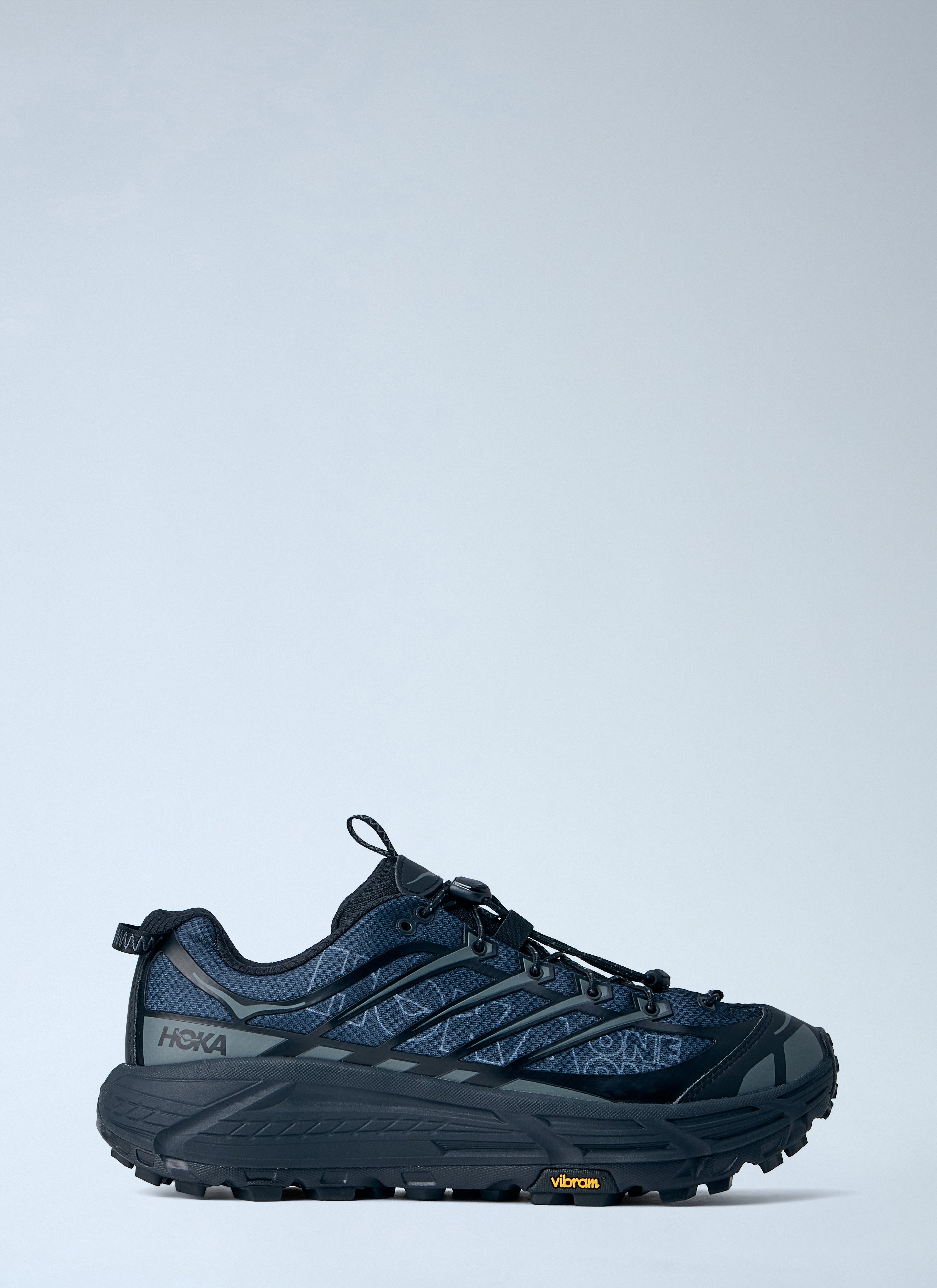 U Mafate Three2 Wordmark Sneaker