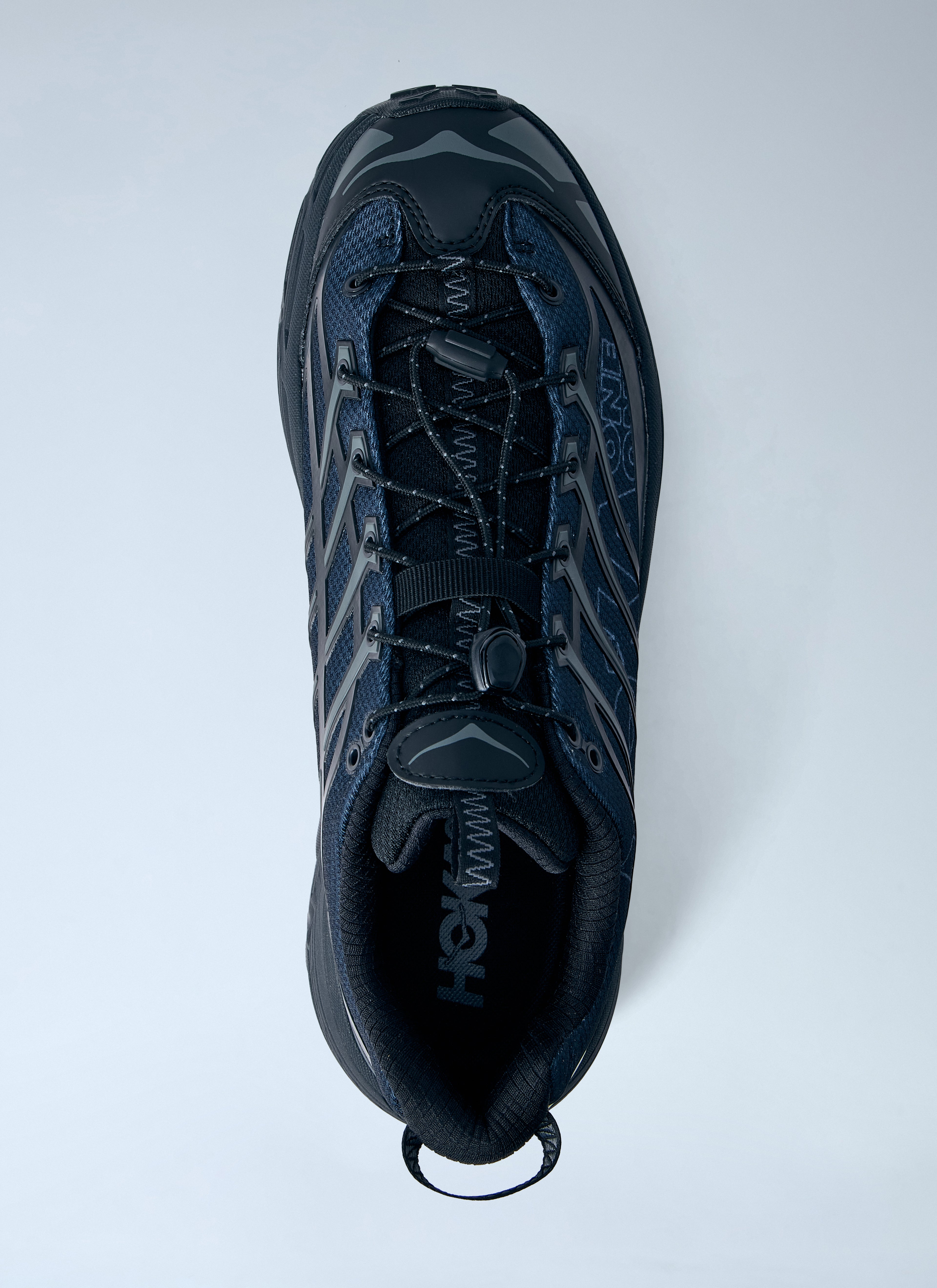 U Mafate Three2 Wordmark Sneaker
