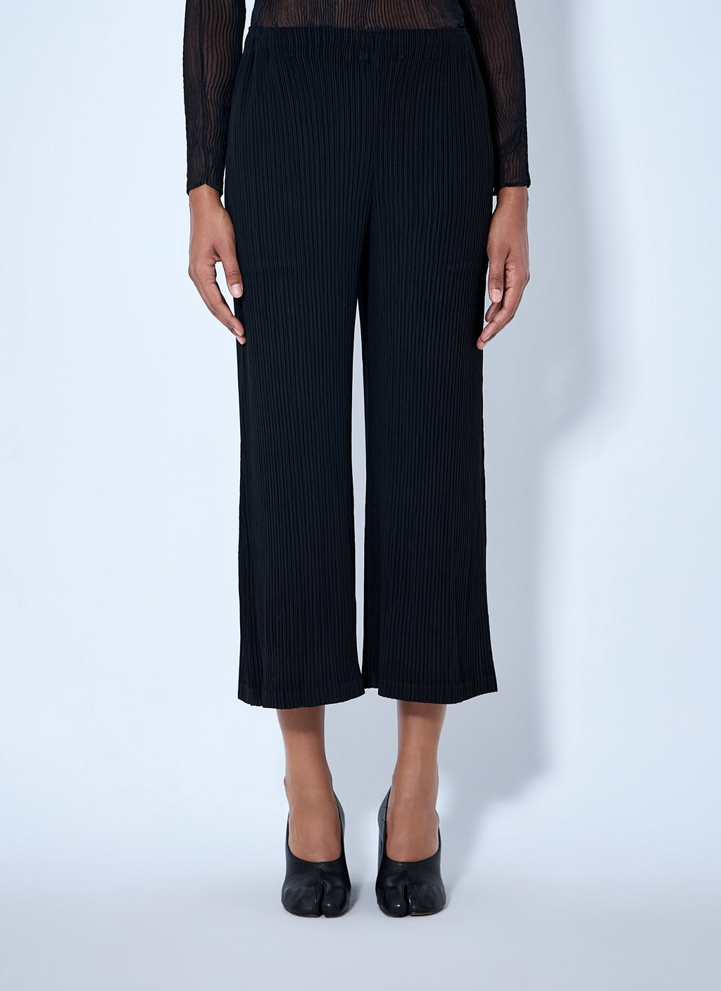 Hatching Pleats Pants