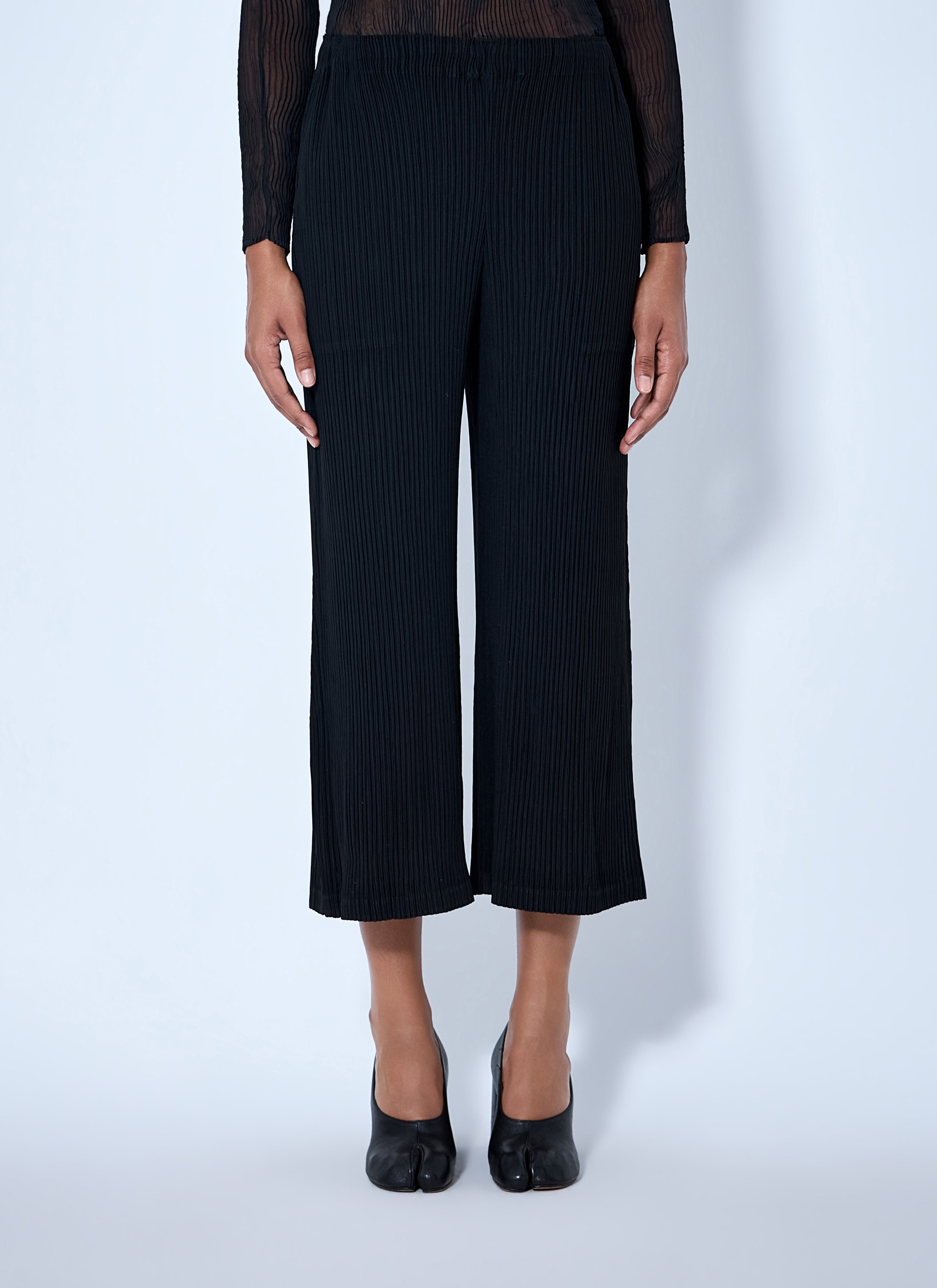 Hatching Pleats Pants
